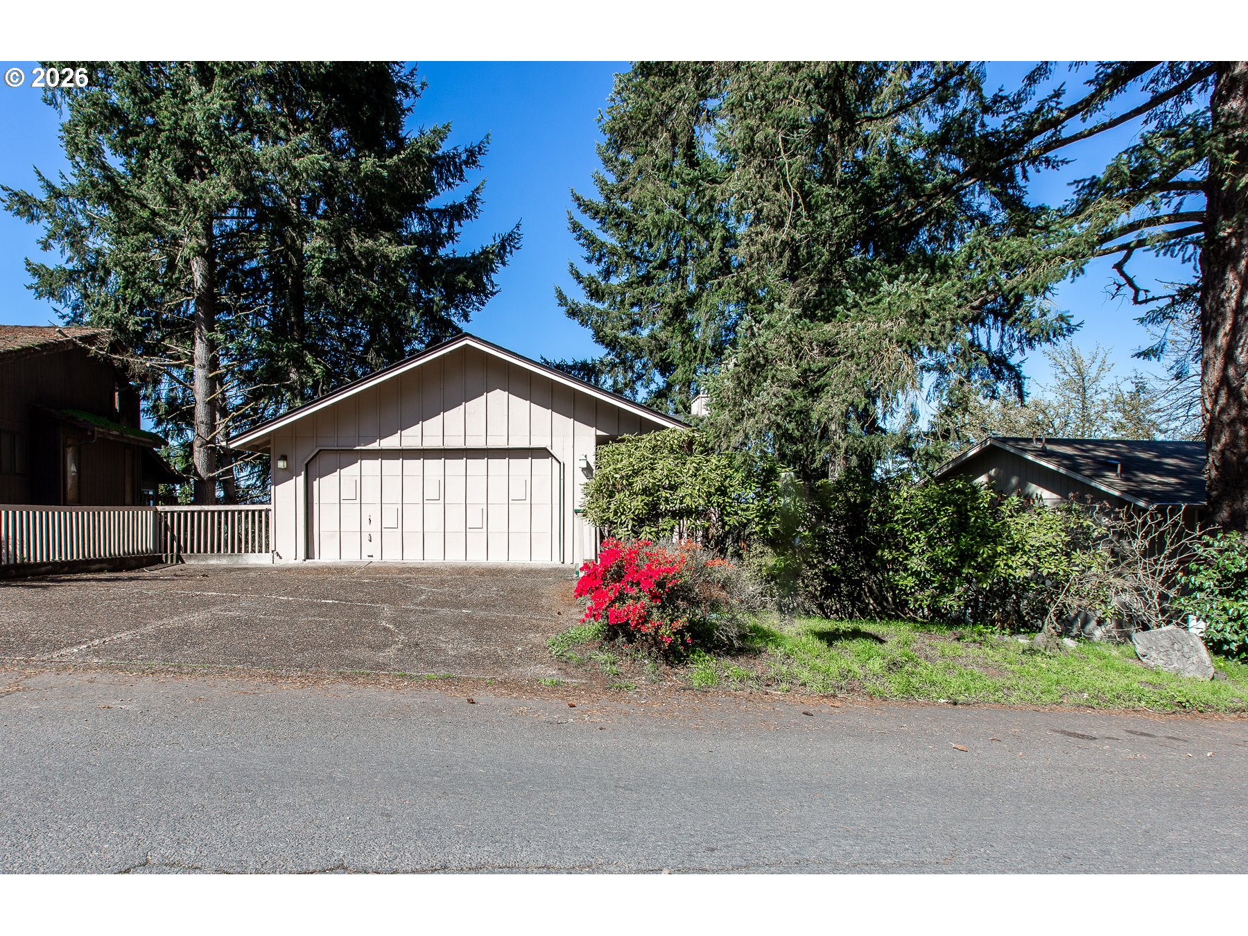 992 SUNSET DR, Springfield, OR, 97477