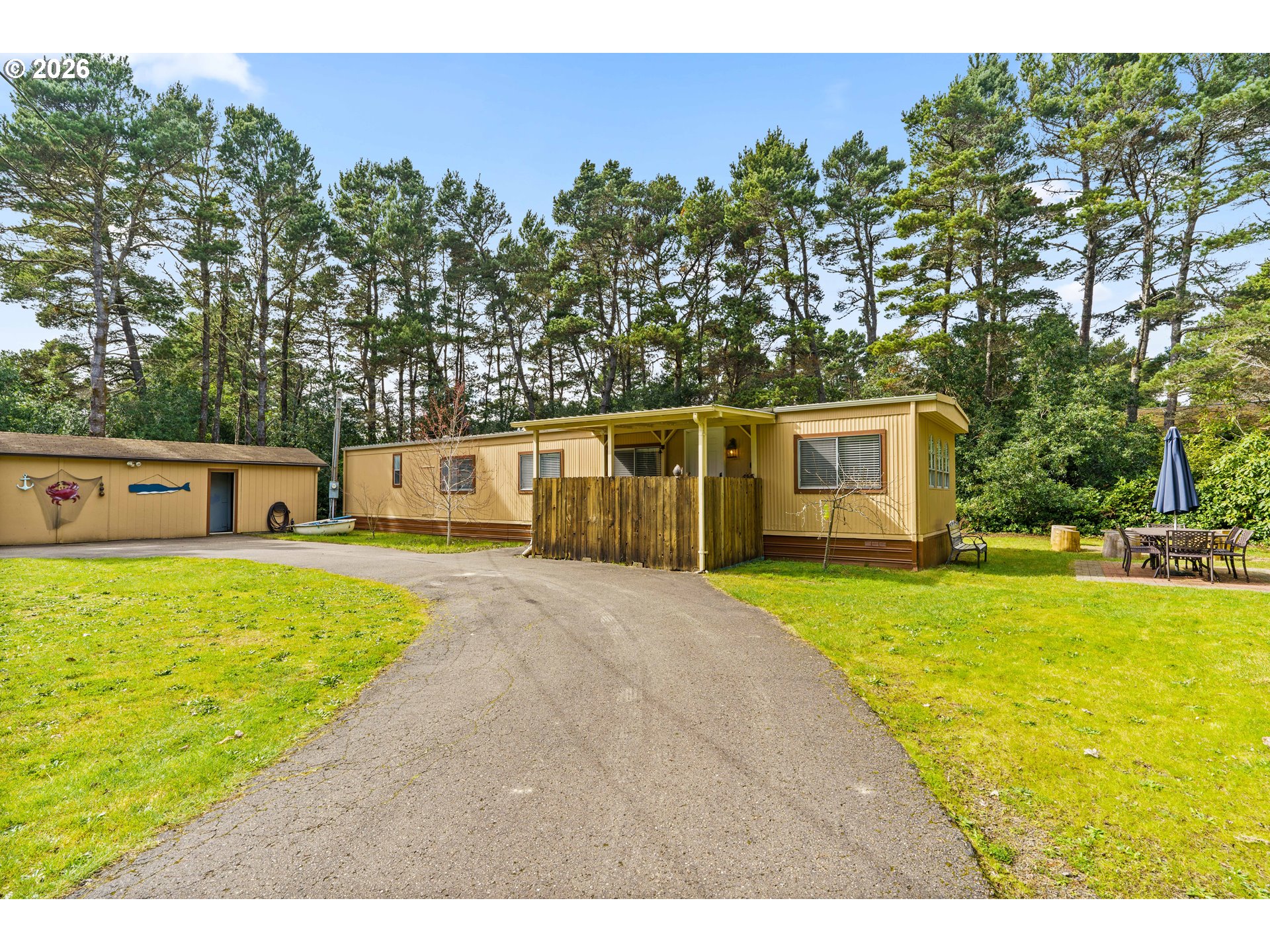 129 EVERGREEN LN, Florence, OR, 97439