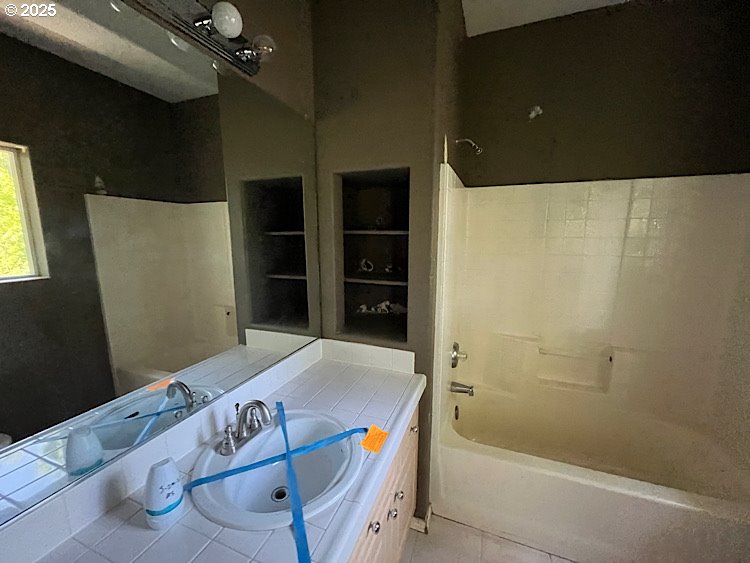 Photo #12: 502701414 Listing: Photo #12