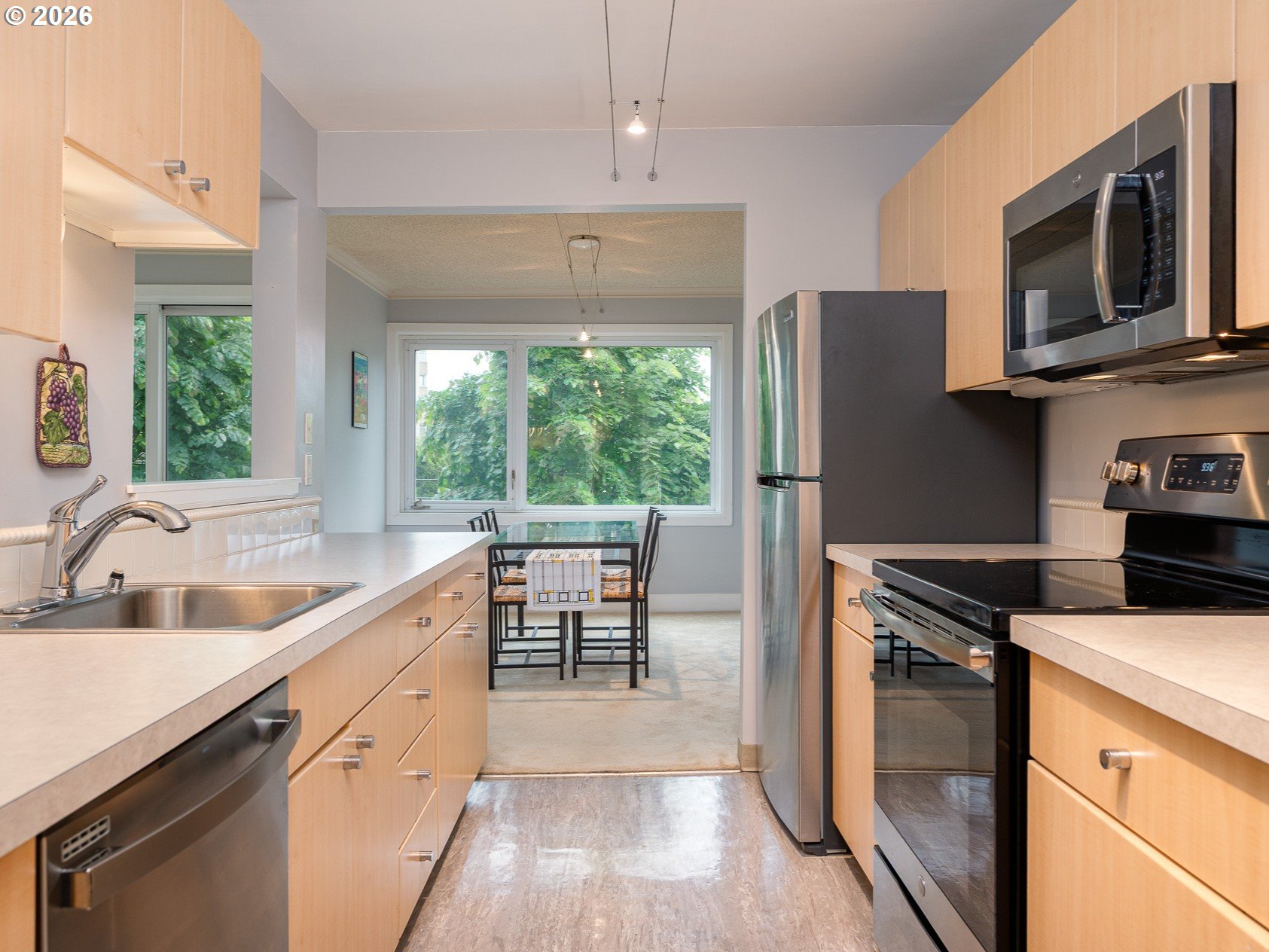 Photo #7: 503060796 Listing: Photo #7