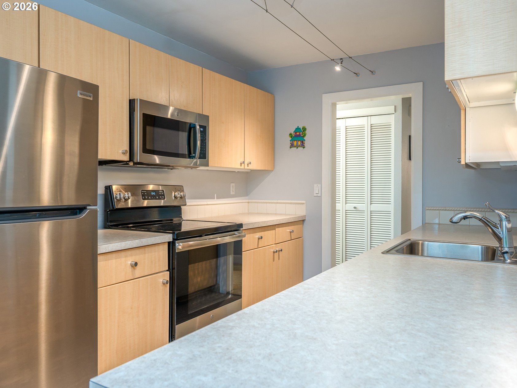 Photo #9: 503060796 Listing: Photo #9