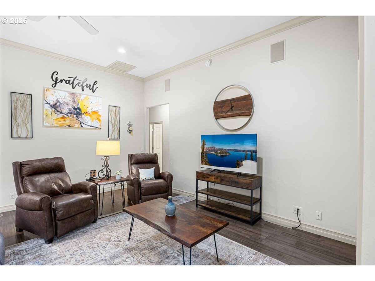 1700 NW AVERY ST, Roseburg, OR, 97471