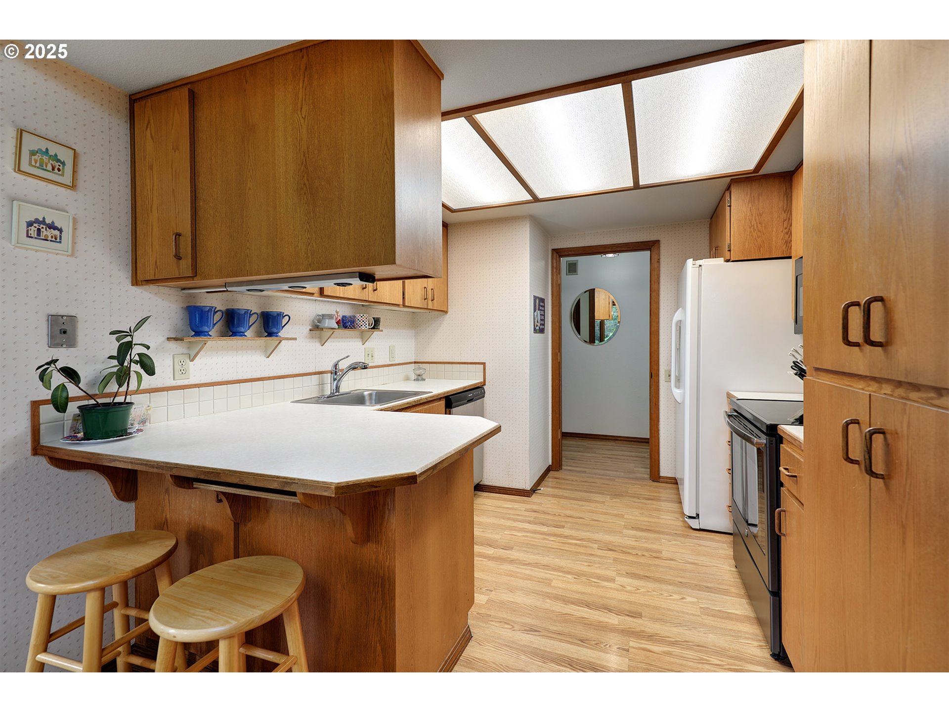 Photo #10: 505089782 Listing: Photo #10