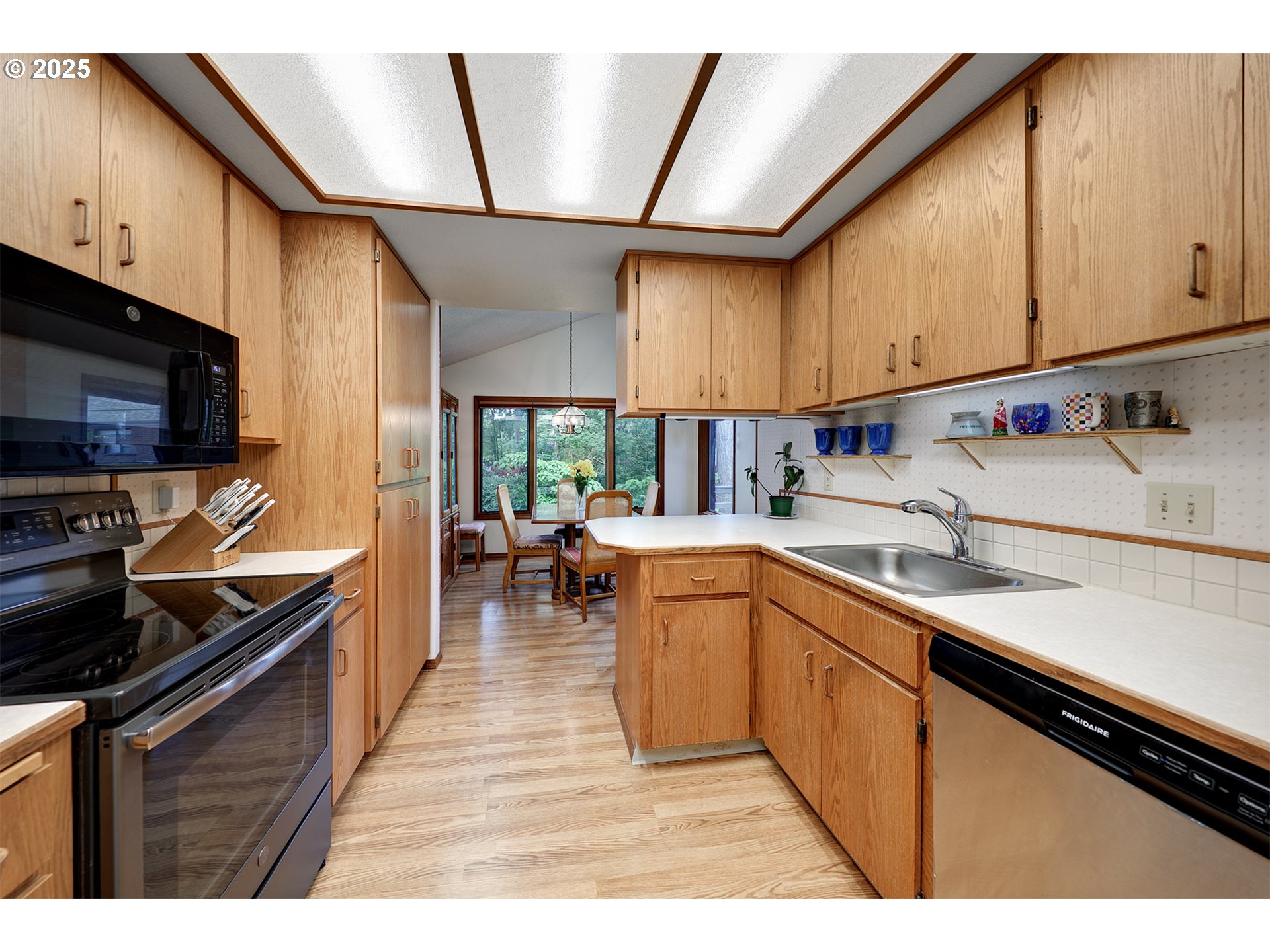 Photo #11: 505089782 Listing: Photo #11