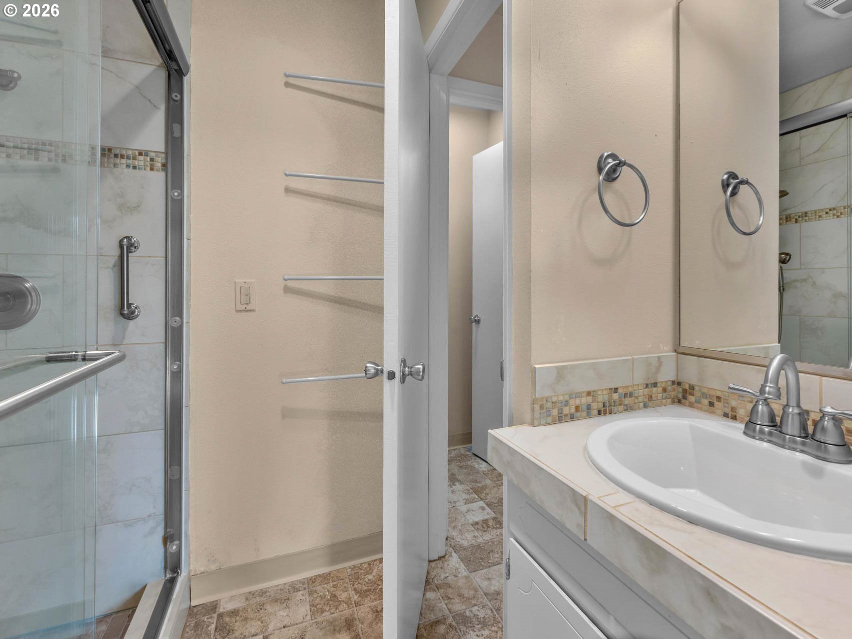 Photo #13: 506853008 Listing: Photo #13