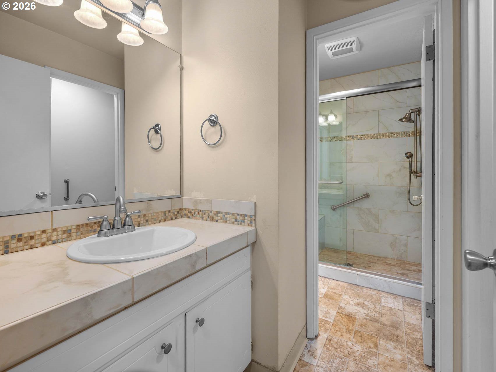 Photo #17: 506853008 Listing: Photo #17