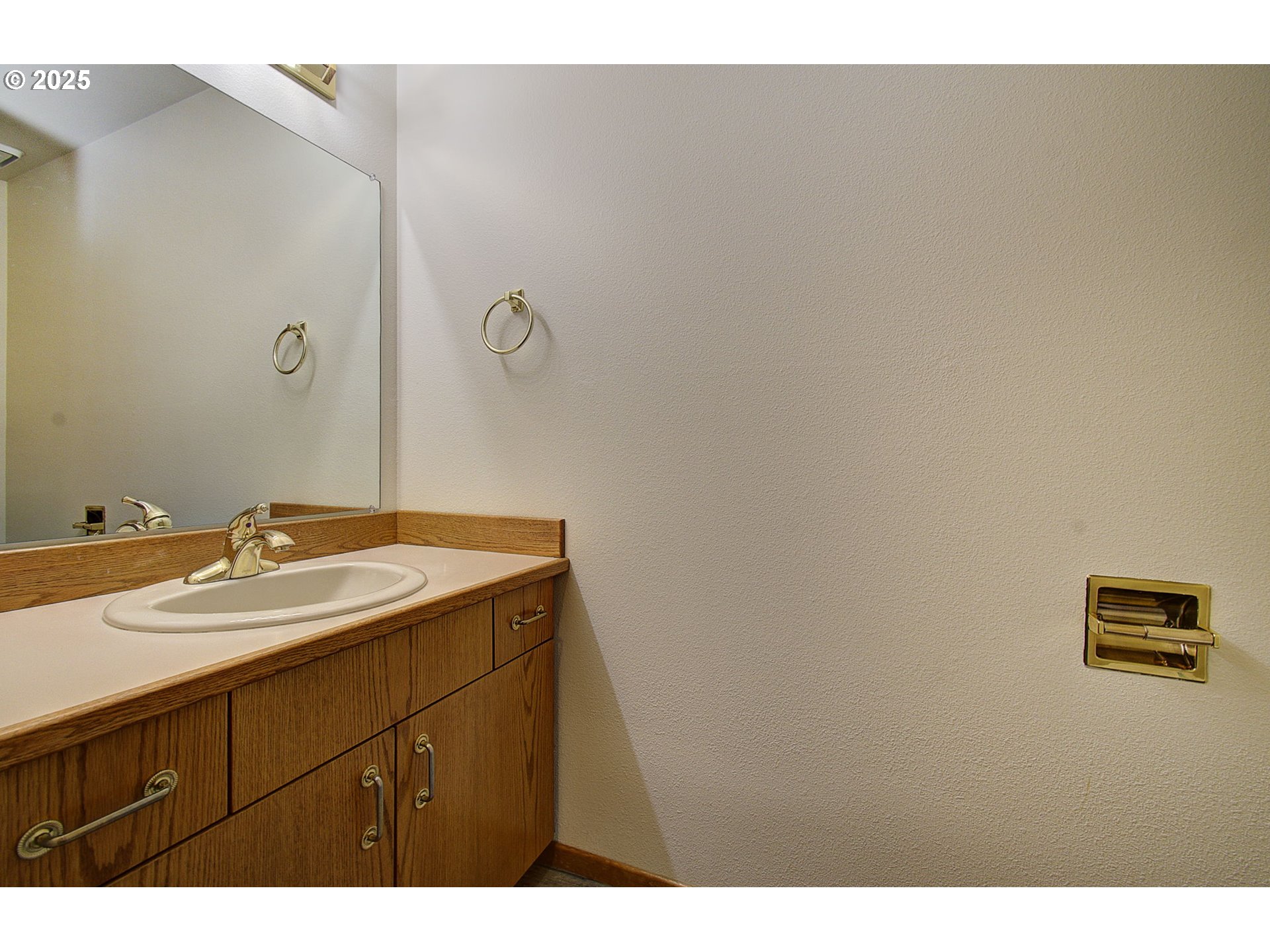 Photo #9: 506961320 Listing: Photo #9