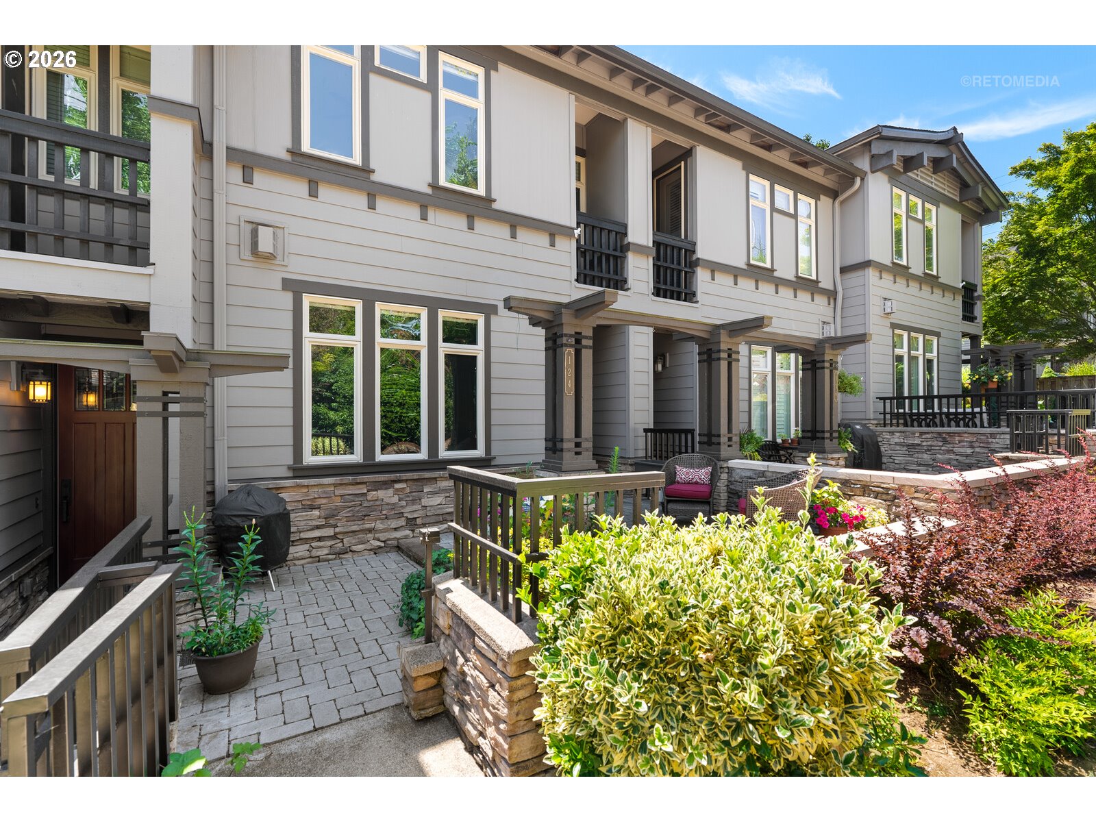 124 D AVE, Lake Oswego, OR, 97034