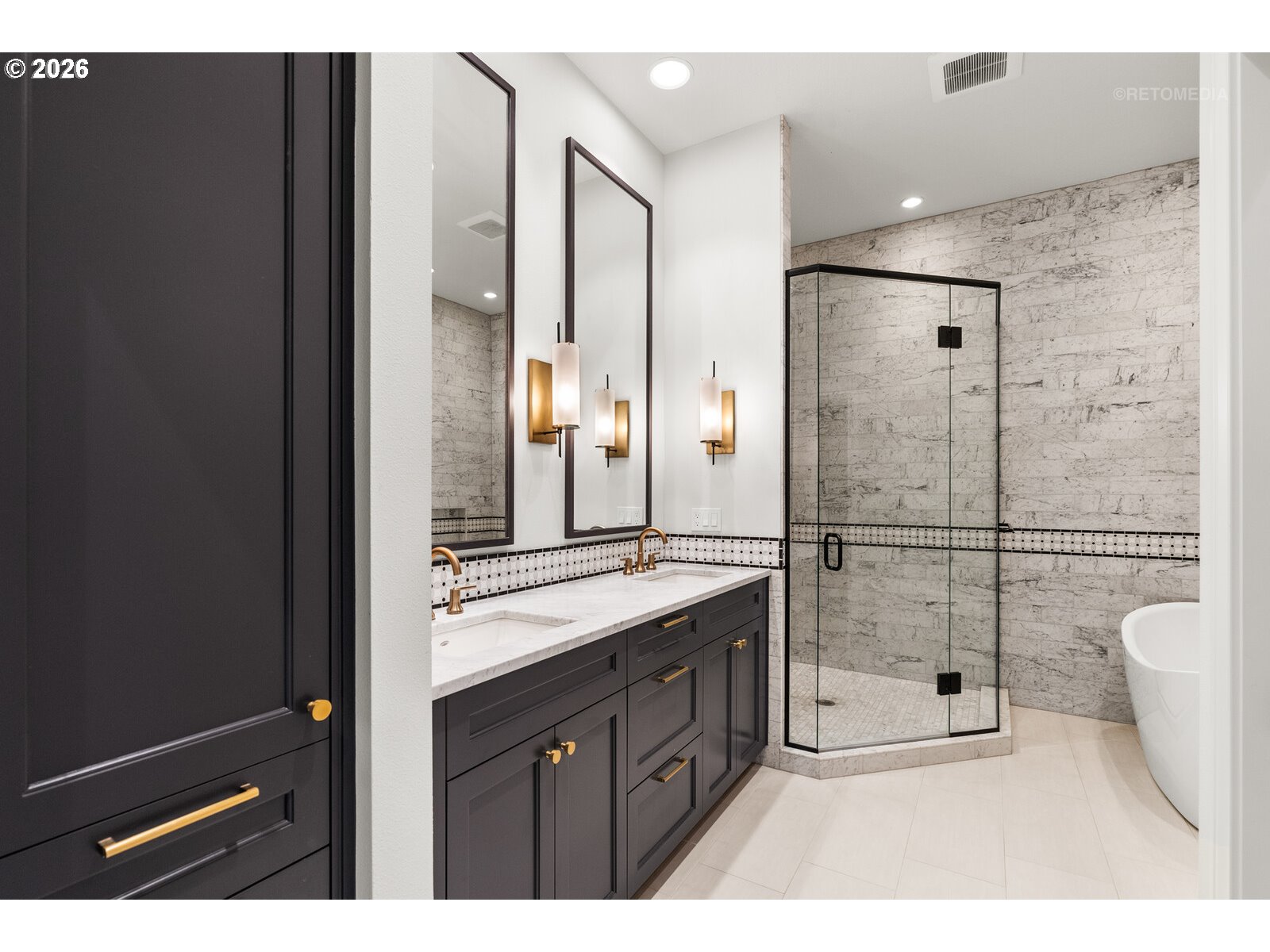 124 D AVE, Lake Oswego, OR, 97034