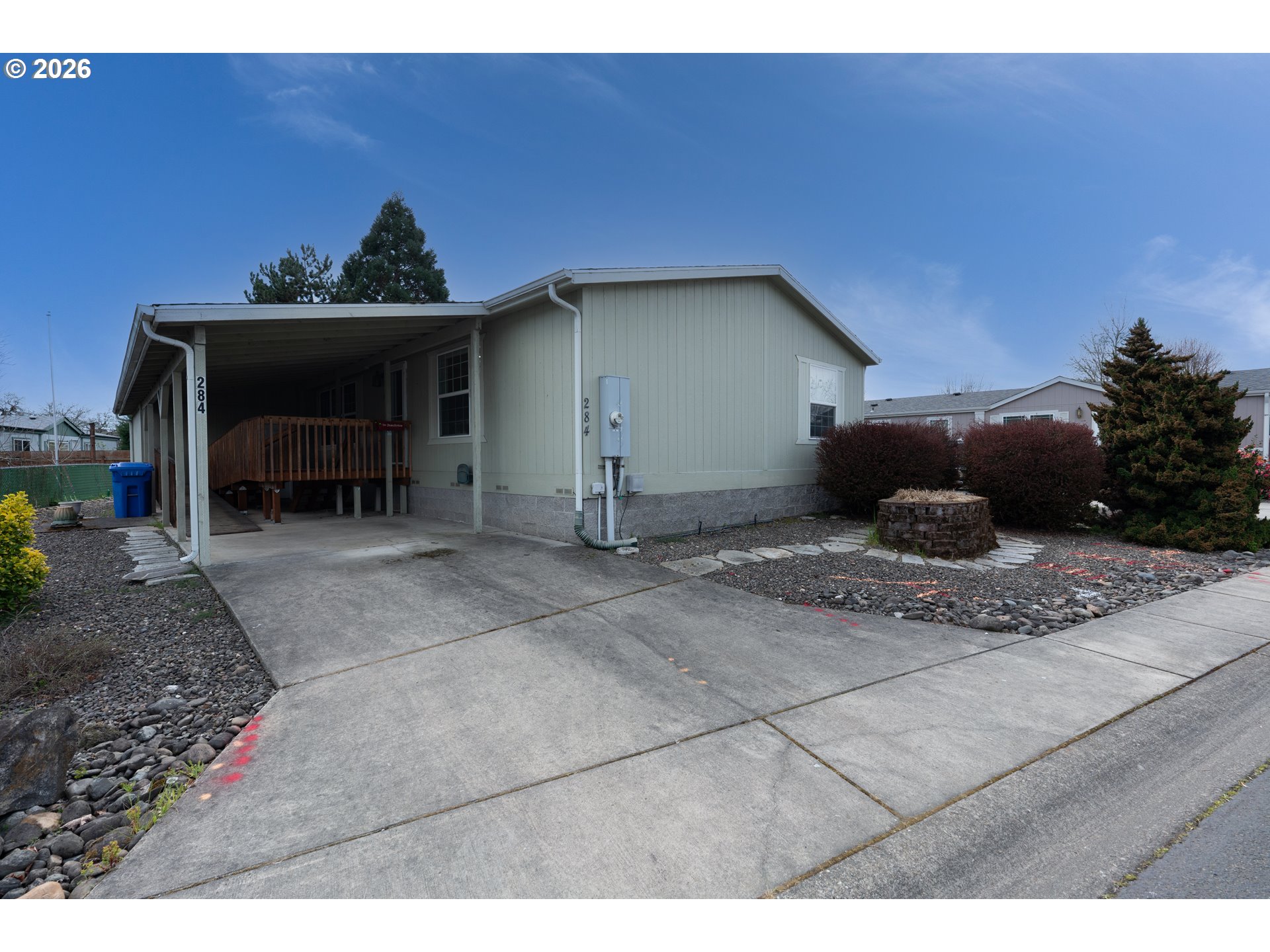 284 TROUT LOOP UNIT 27, Roseburg, OR, 97471