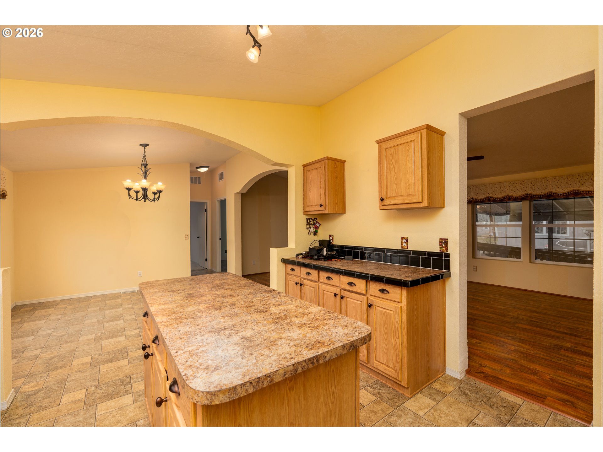 284 TROUT LOOP UNIT 27, Roseburg, OR, 97471