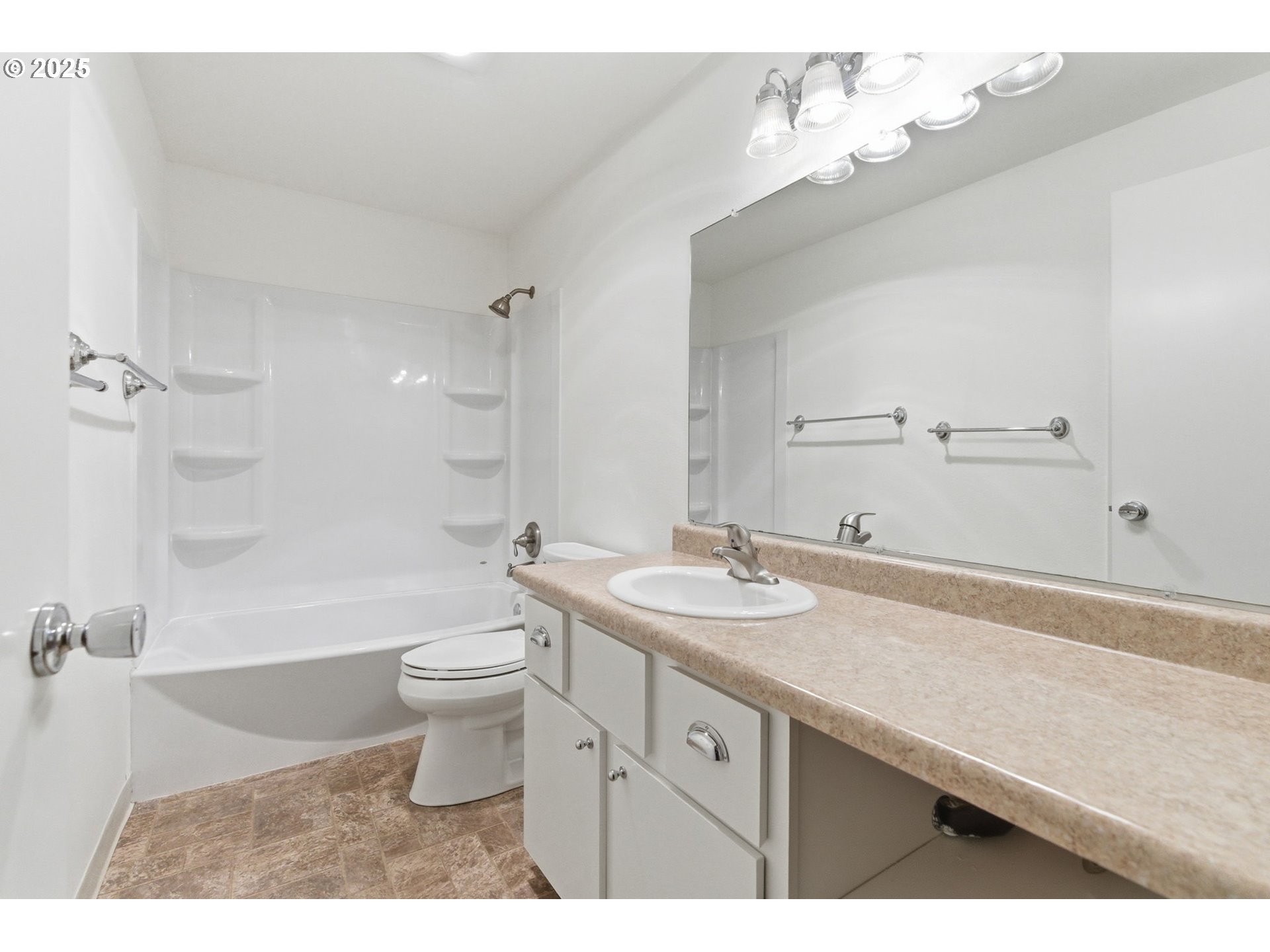 Photo #22: 507590635 Listing: Photo #22