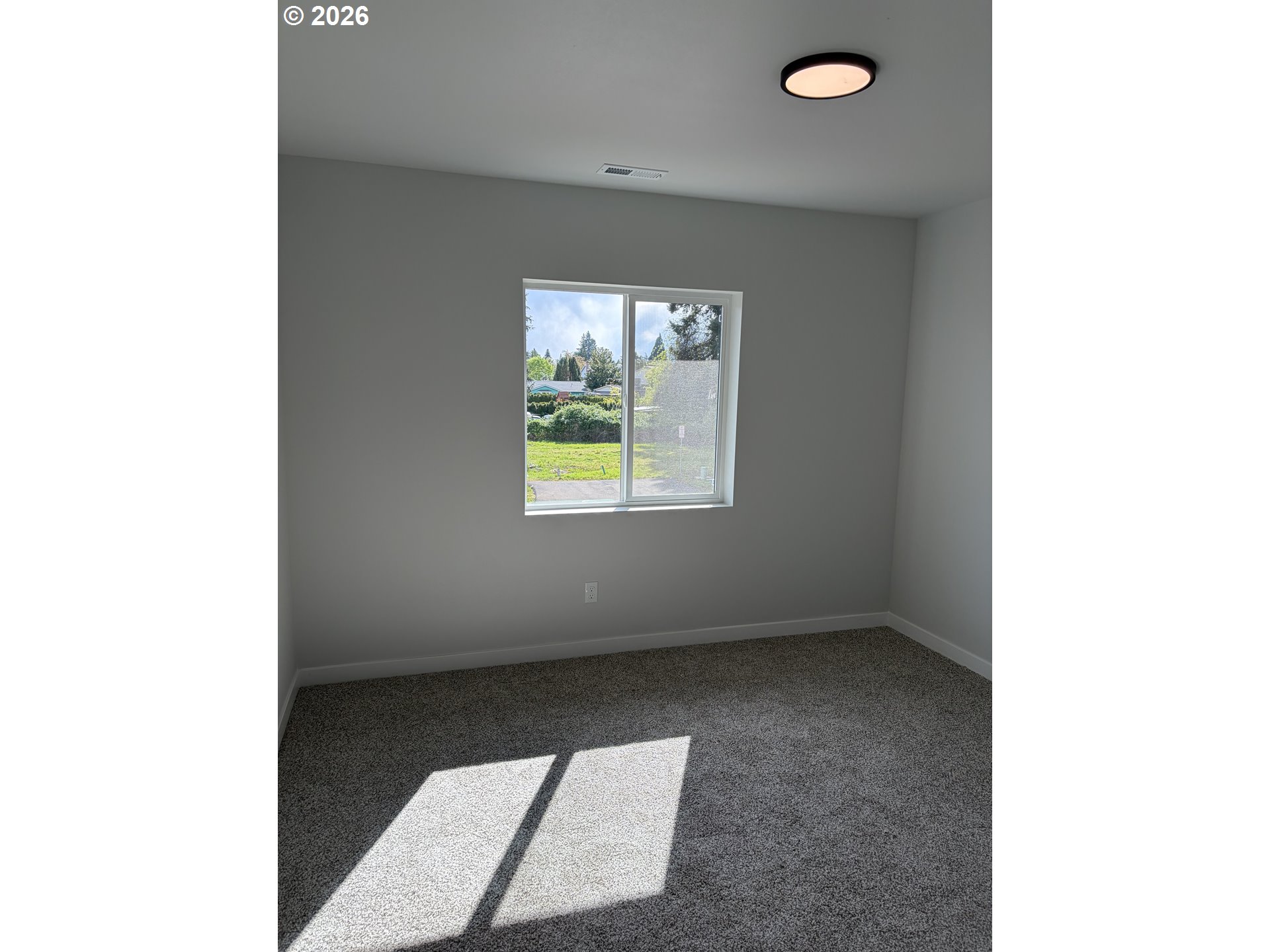 1542 BARN ST, Woodburn, OR, 97071