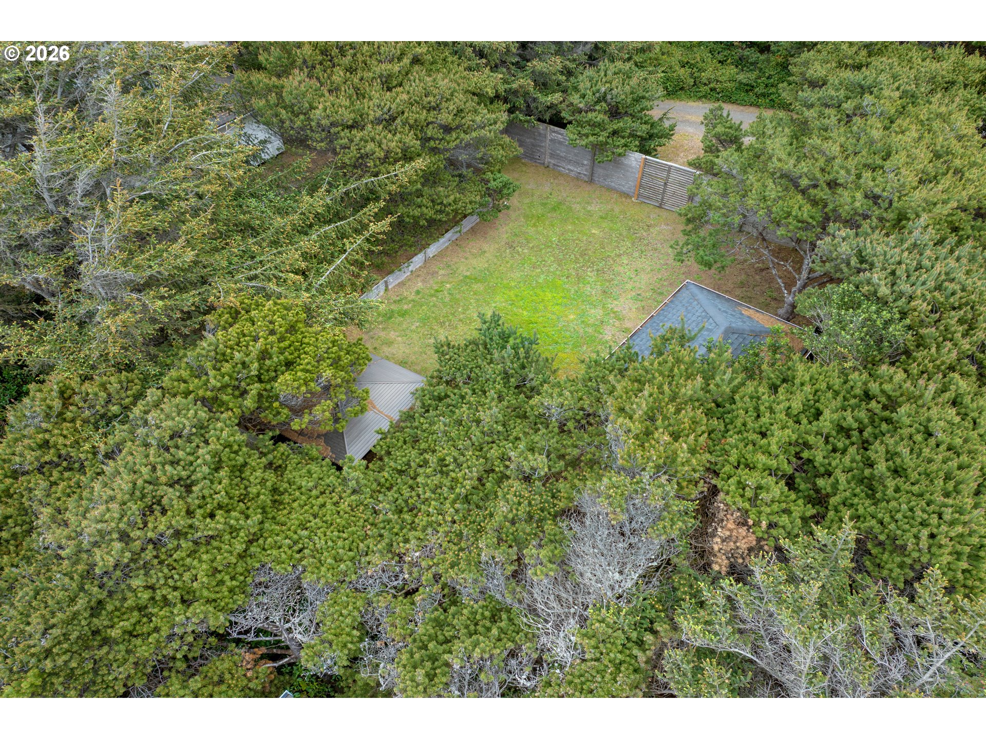 88352 1ST AVE, Florence, OR, 97439