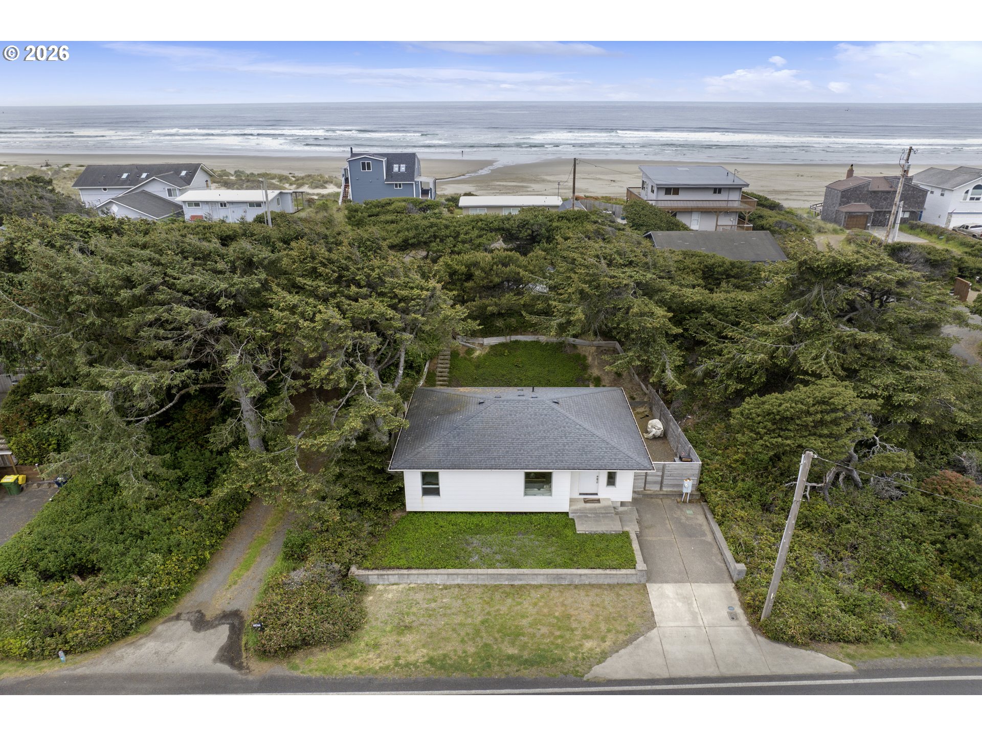 88352 1ST AVE, Florence, OR, 97439