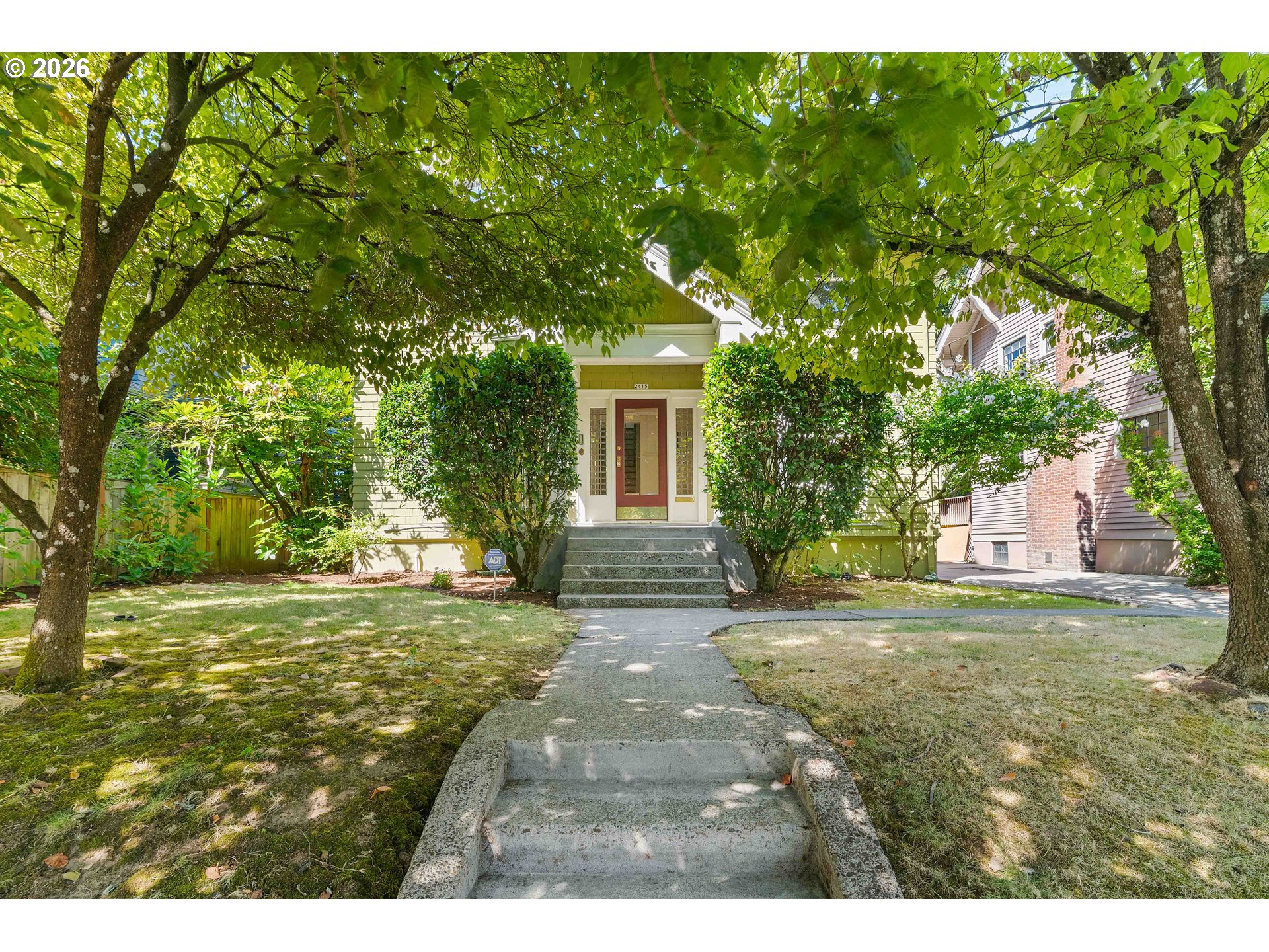 2415 NE 15TH AVE
