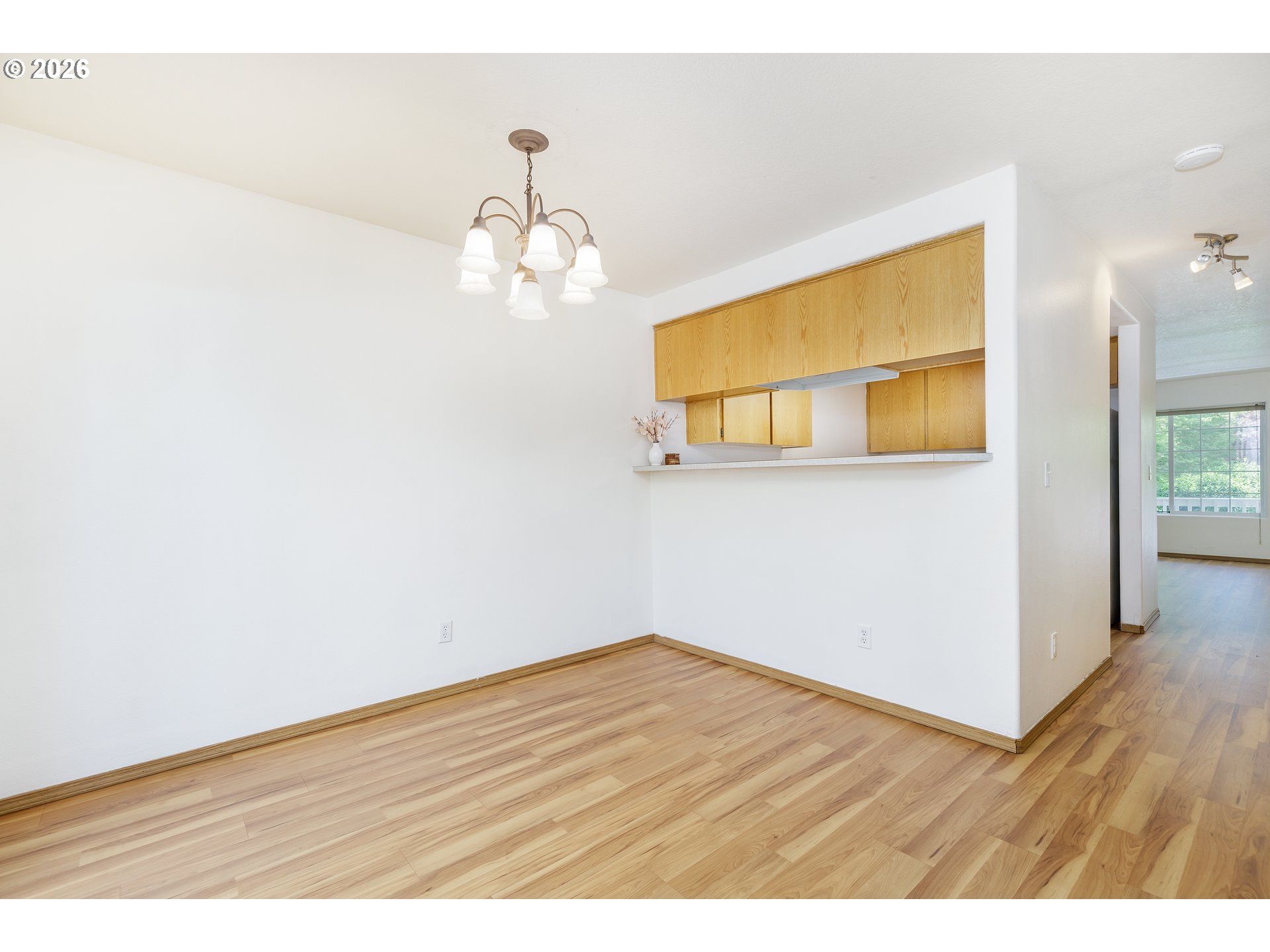 8637 N WILLAMETTE BLVD, Portland, OR, 97203