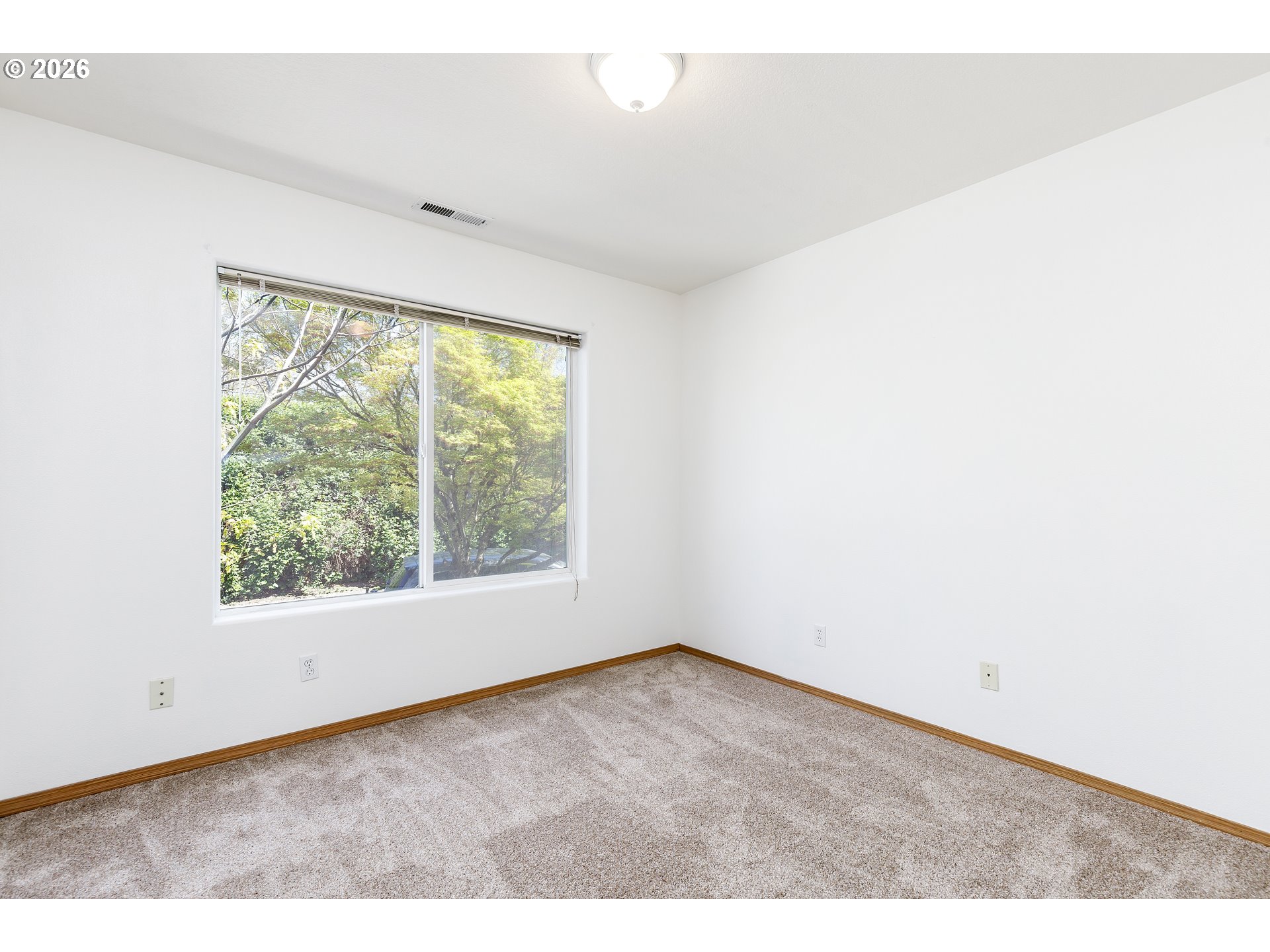 8637 N WILLAMETTE BLVD, Portland, OR, 97203