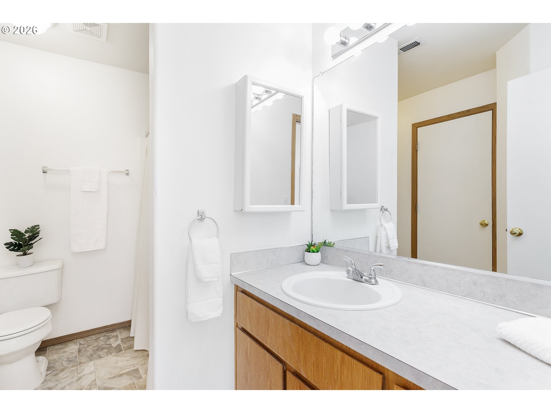 8637 N WILLAMETTE BLVD, Portland, OR, 97203