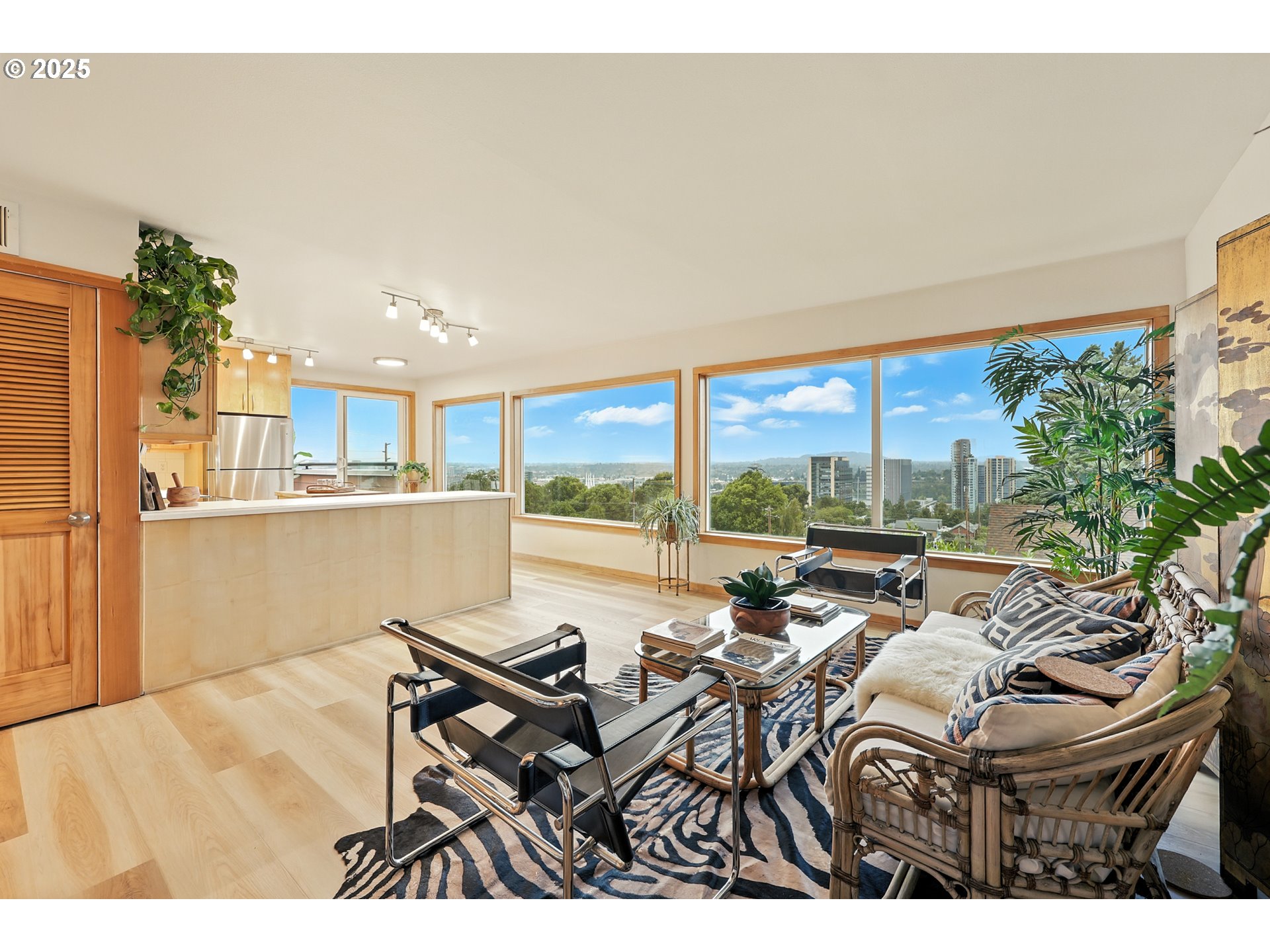 Photo #7: 511343985 Listing: Photo #7