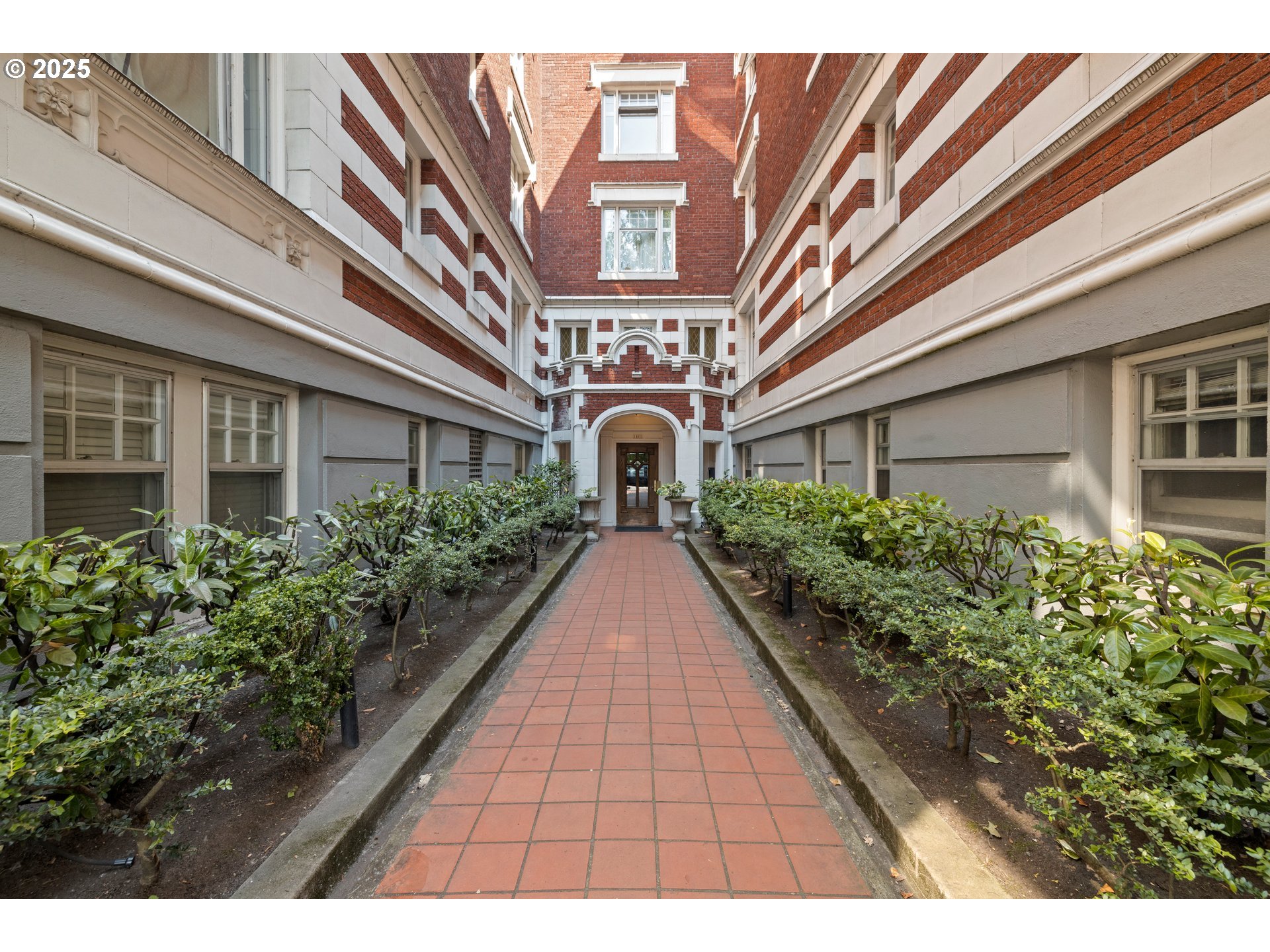 Photo #2: 511755902 Listing: Photo #2