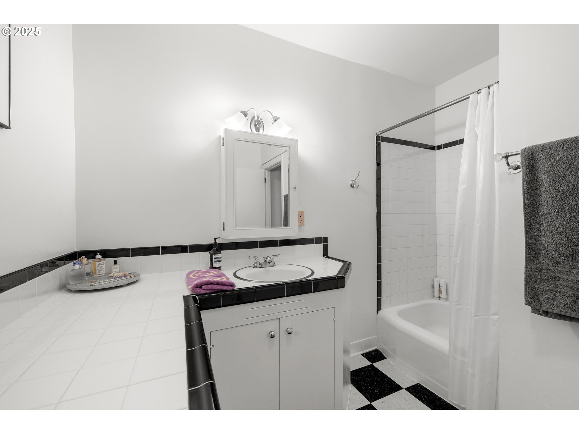 Photo #22: 511755902 Listing: Photo #22