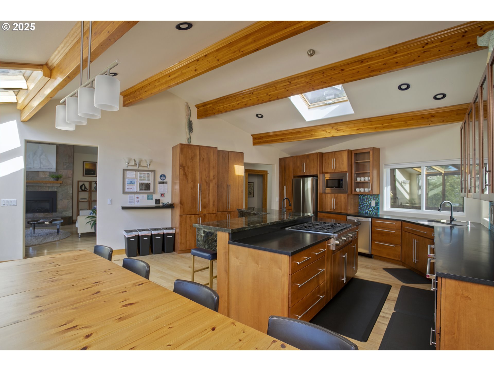 79519 RAY BROWN RD, Arch Cape, OR, 97102