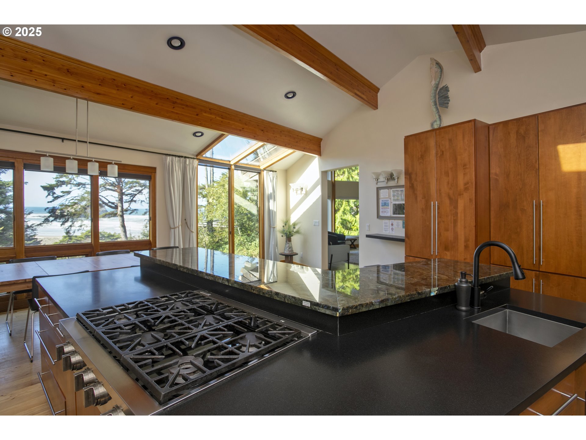 79519 RAY BROWN RD, Arch Cape, OR, 97102