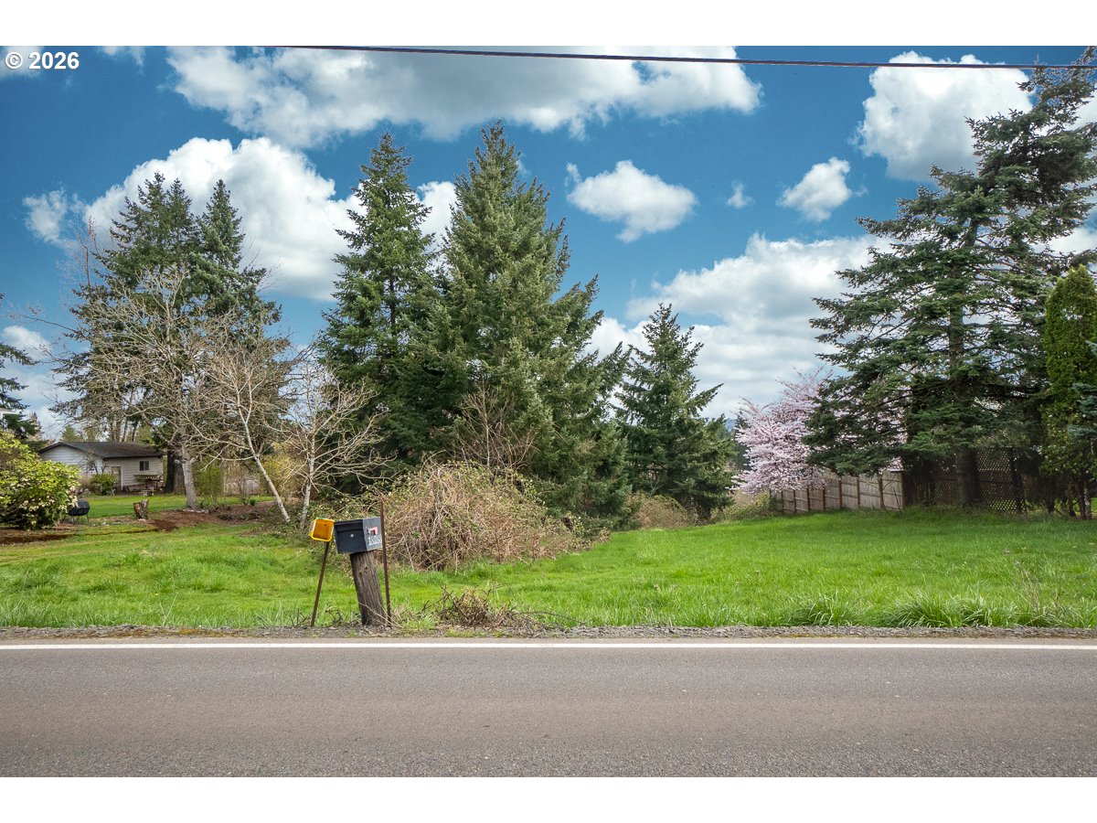S Holly LN, Oregon City, OR, 97045