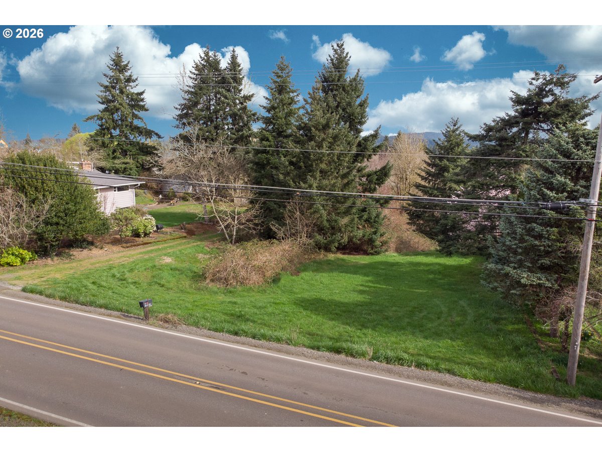 S Holly LN, Oregon City, OR, 97045