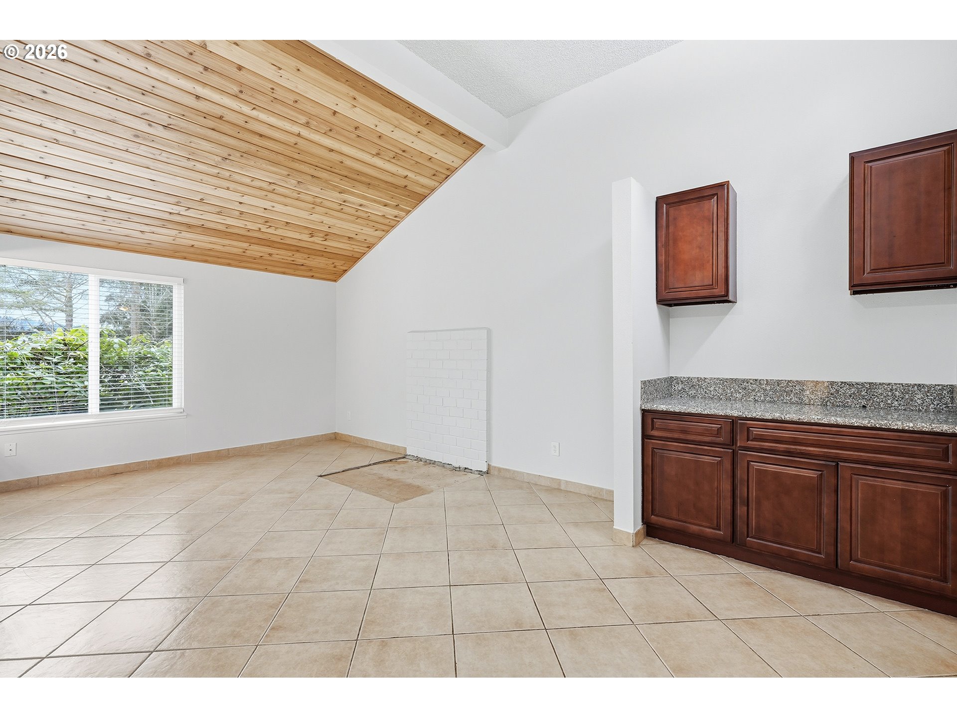 Photo #9: 513748239 Listing: Photo #9