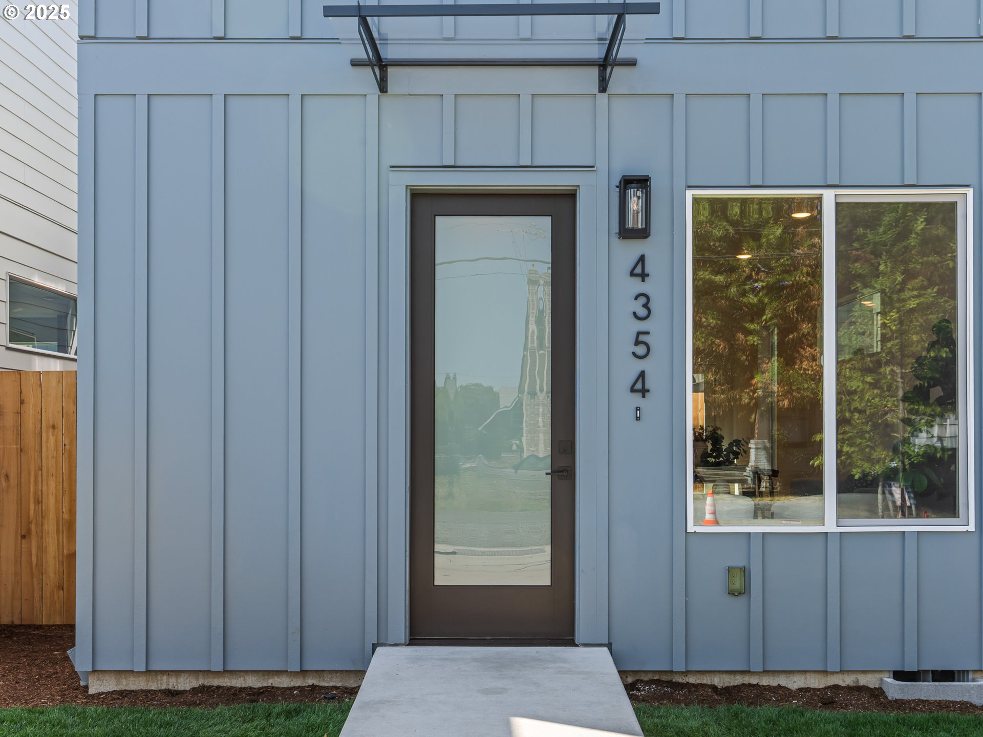 4354 NE Going ST, Portland, OR, 97218