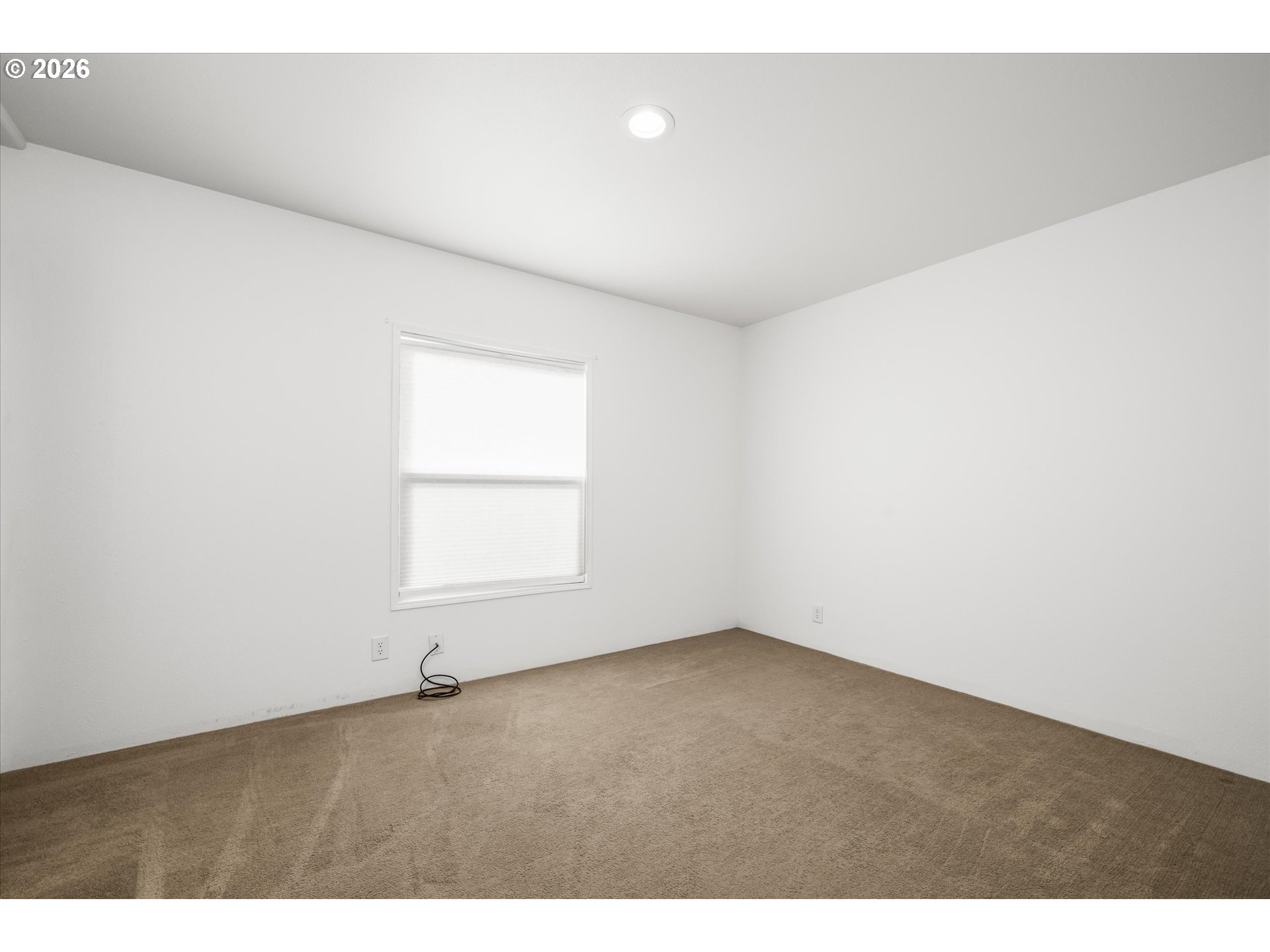 975 N 16TH ST, Cottage Grove, OR, 97424