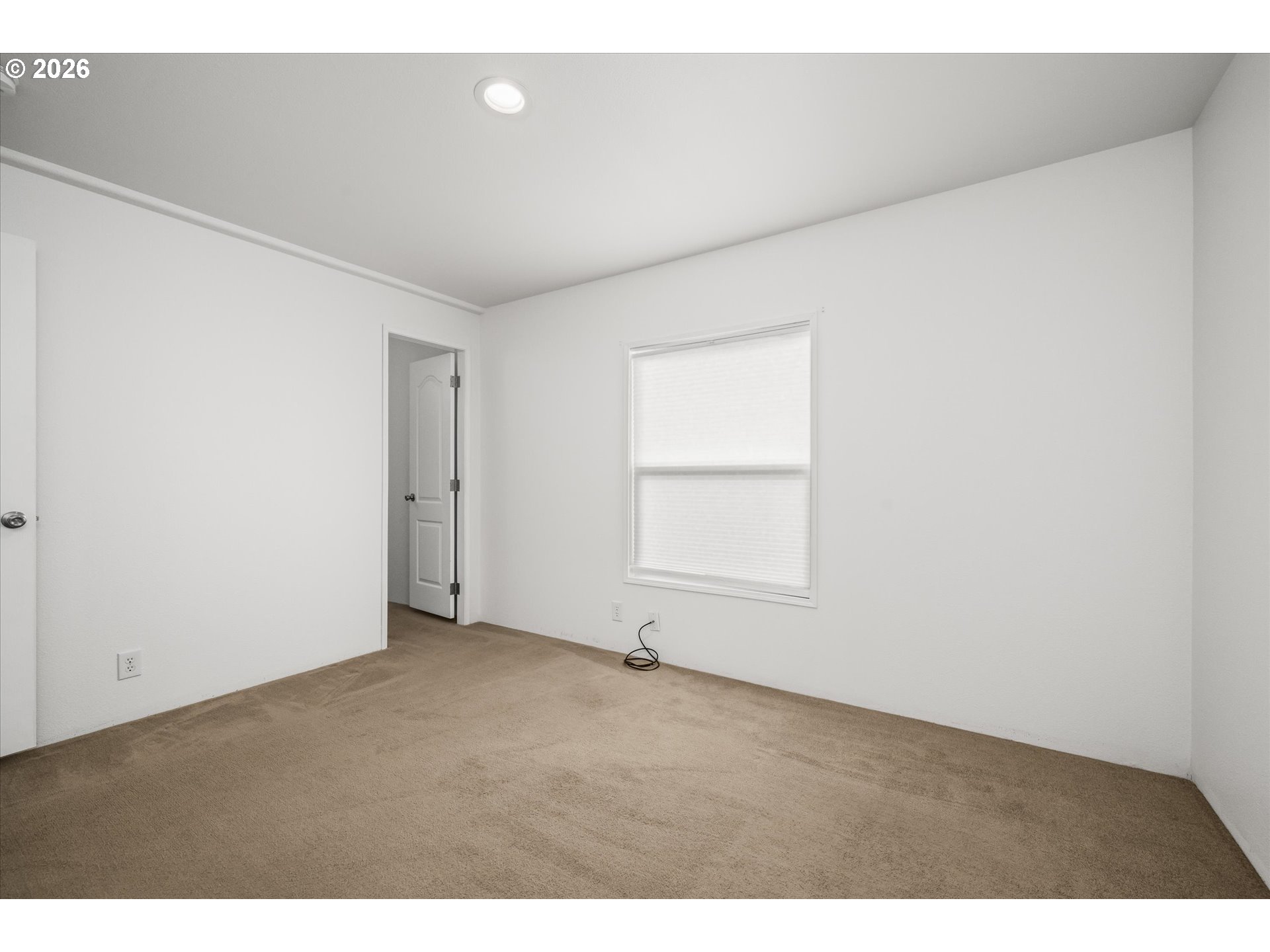 975 N 16TH ST, Cottage Grove, OR, 97424