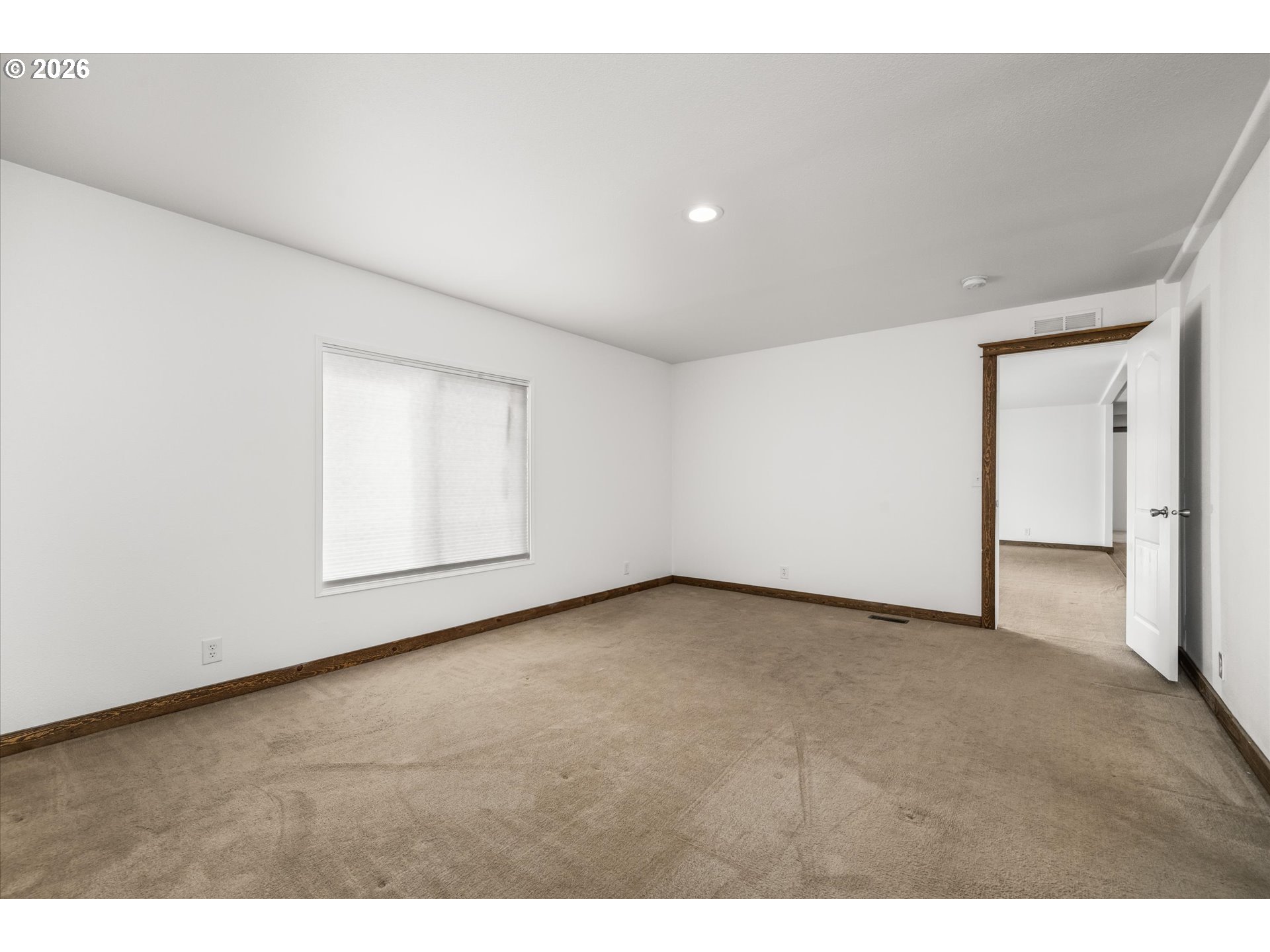 975 N 16TH ST, Cottage Grove, OR, 97424