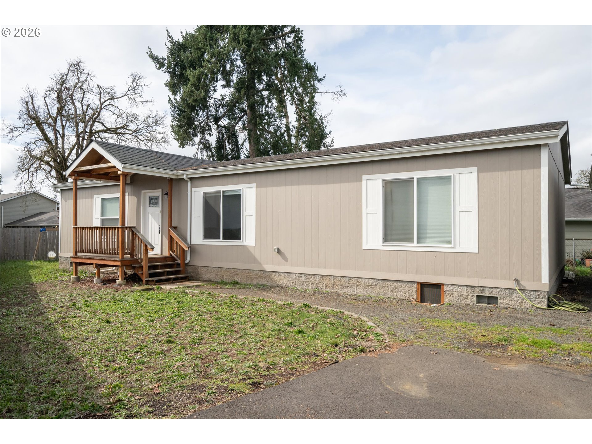 975 N 16TH ST, Cottage Grove, OR, 97424