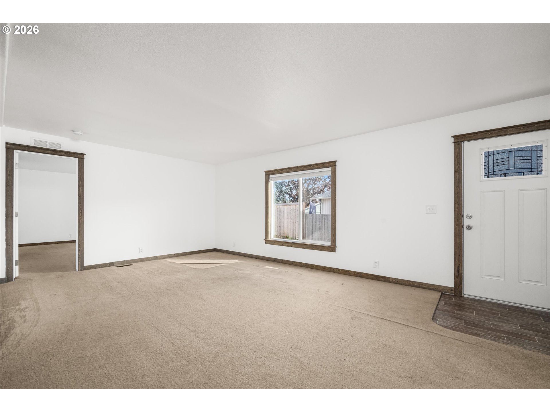 975 N 16TH ST, Cottage Grove, OR, 97424