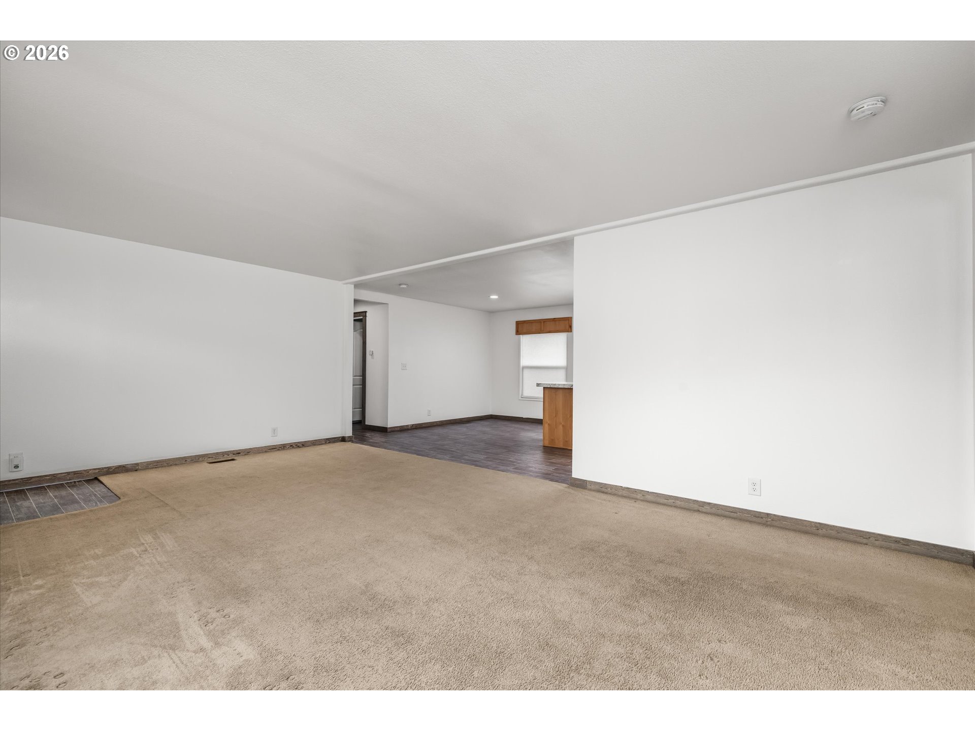 975 N 16TH ST, Cottage Grove, OR, 97424