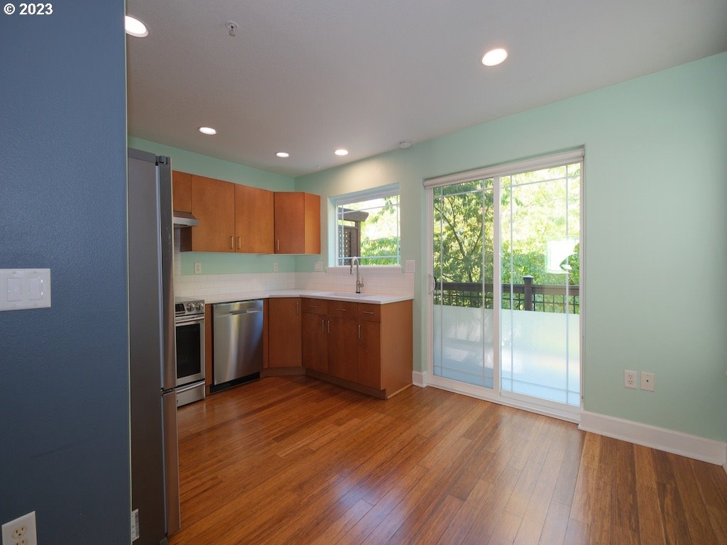 Photo #3: 515186821 Listing: Photo #3