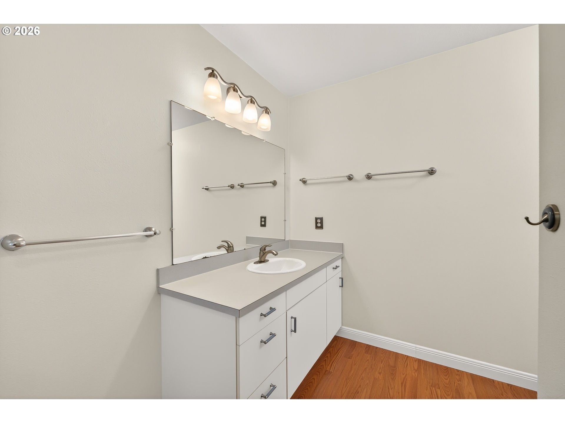 1335 SW RUSS LN, Mc Minnville, OR, 97128