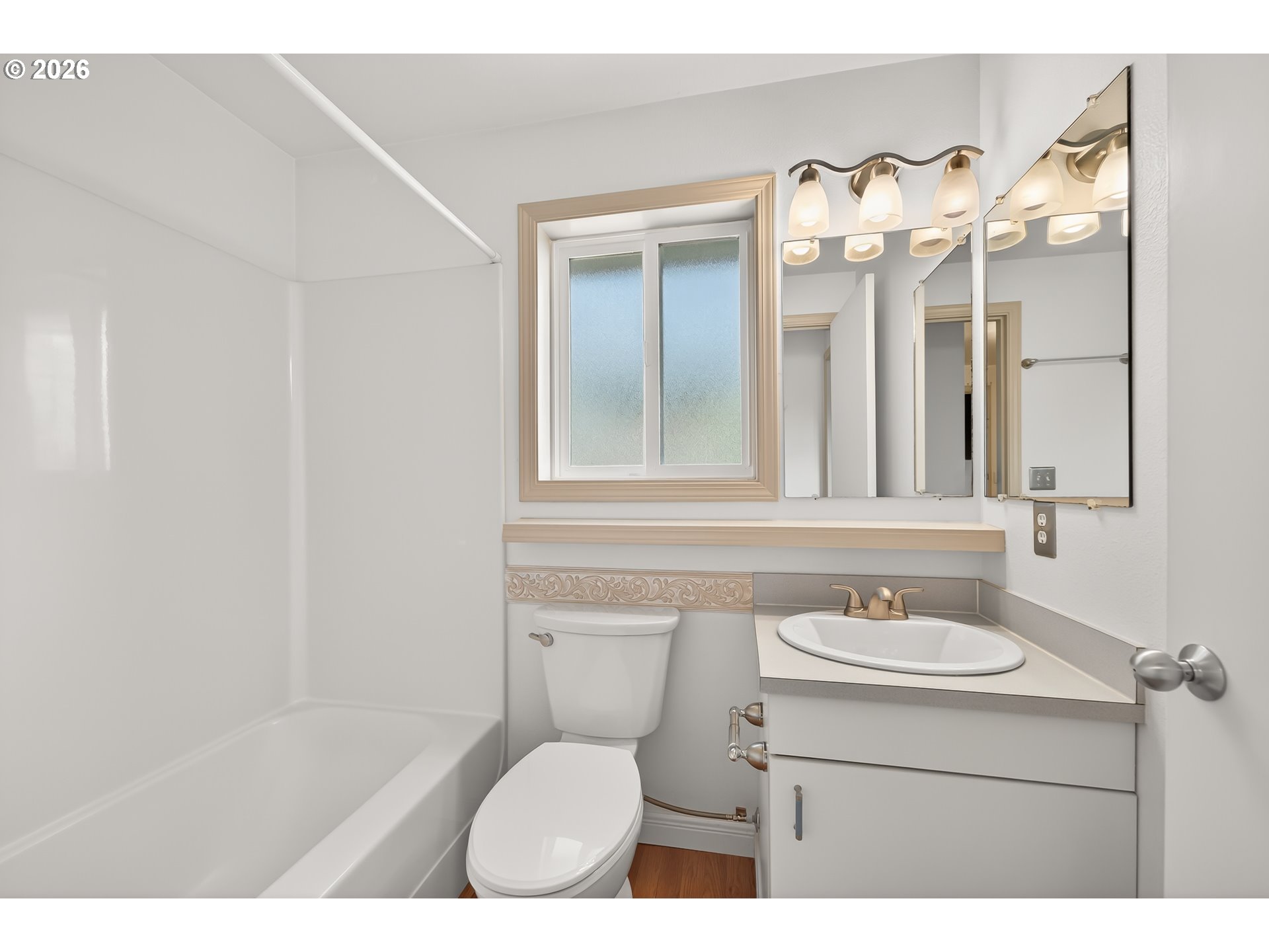 1335 SW RUSS LN, Mc Minnville, OR, 97128