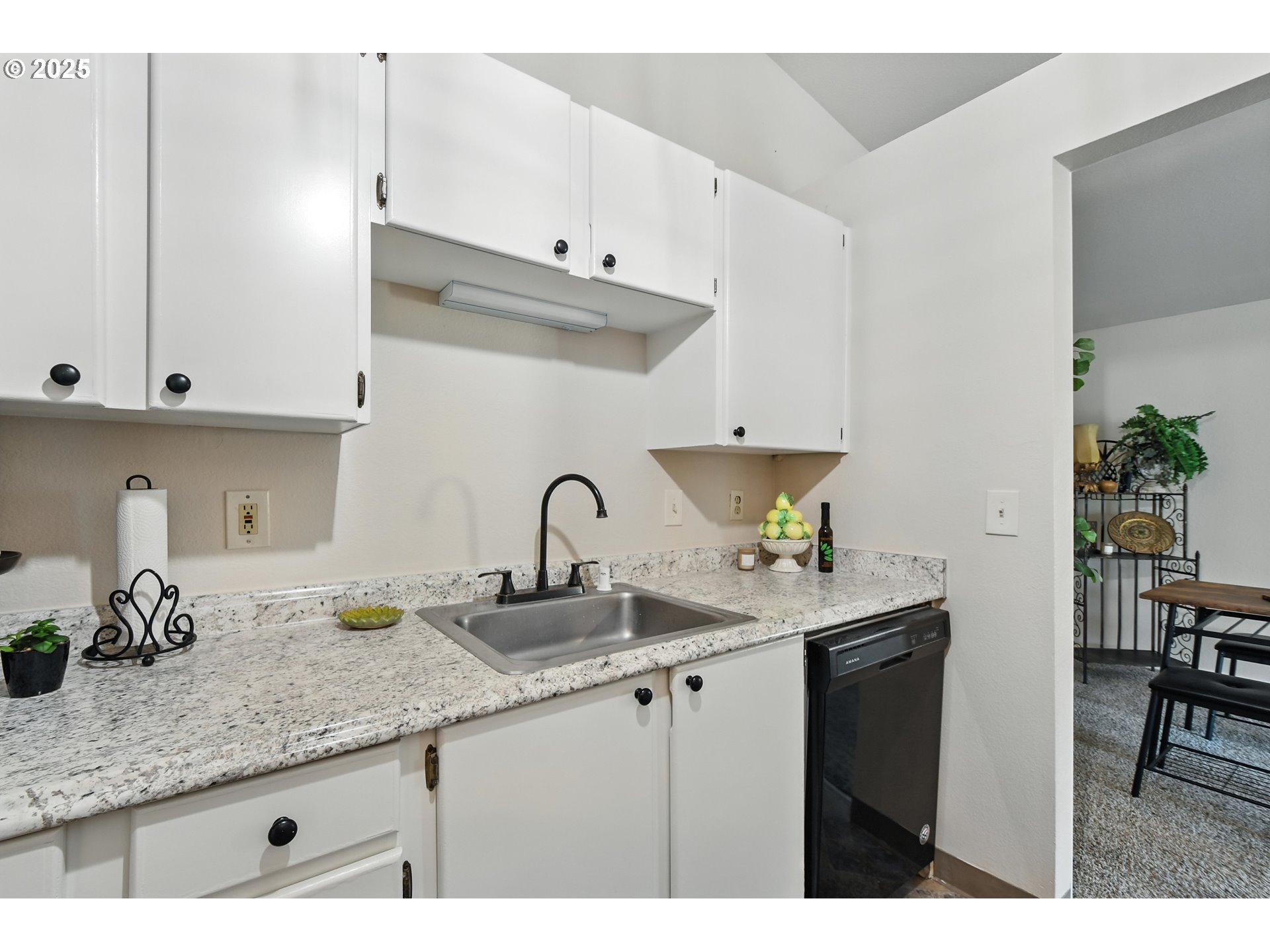 Photo #11: 515568450 Listing: Photo #11