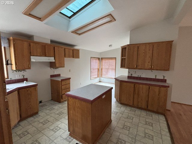 420 E 9TH AVE, Junction City, OR, 97448