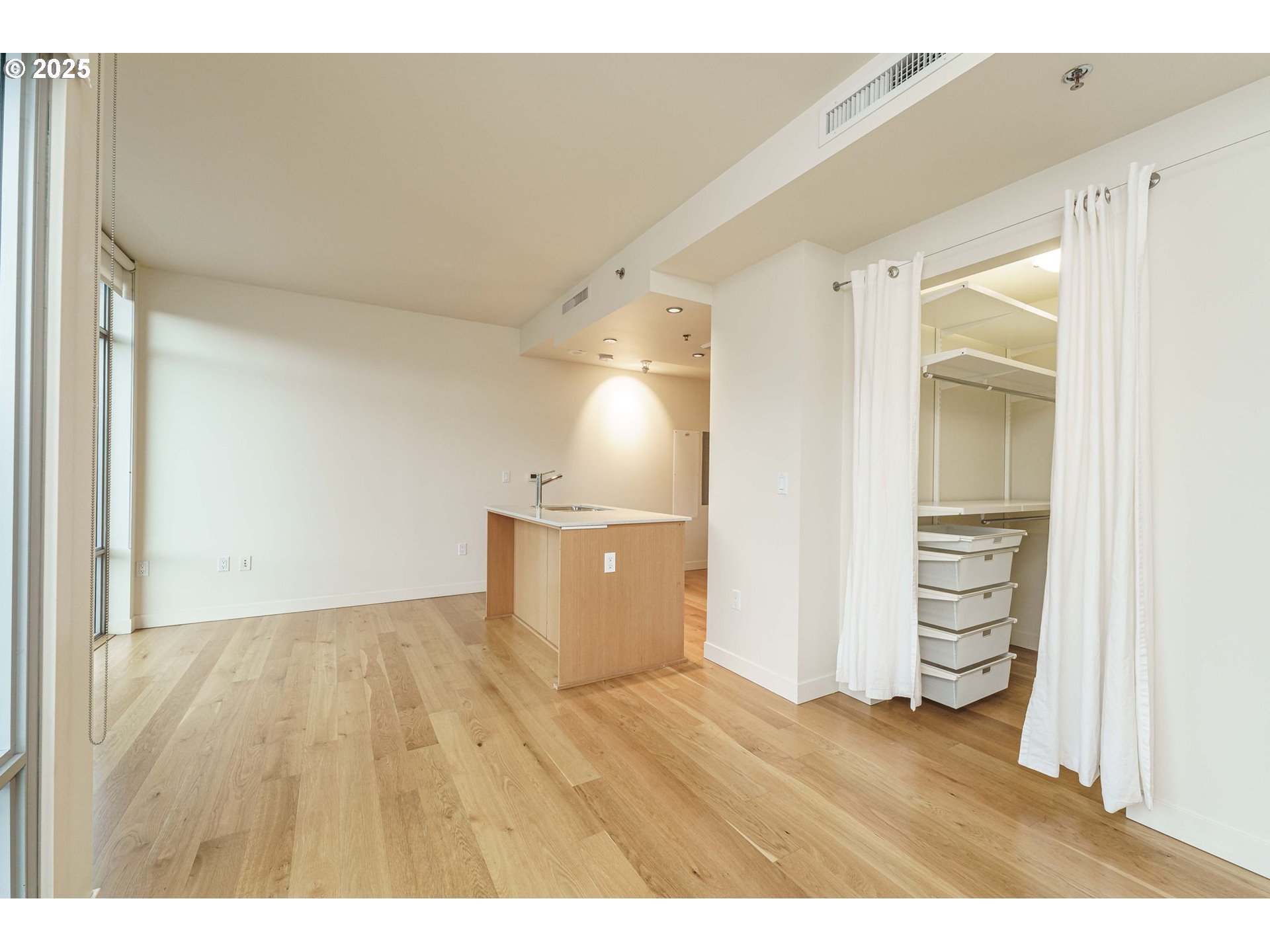 Photo #9: 516204119 Listing: Photo #9