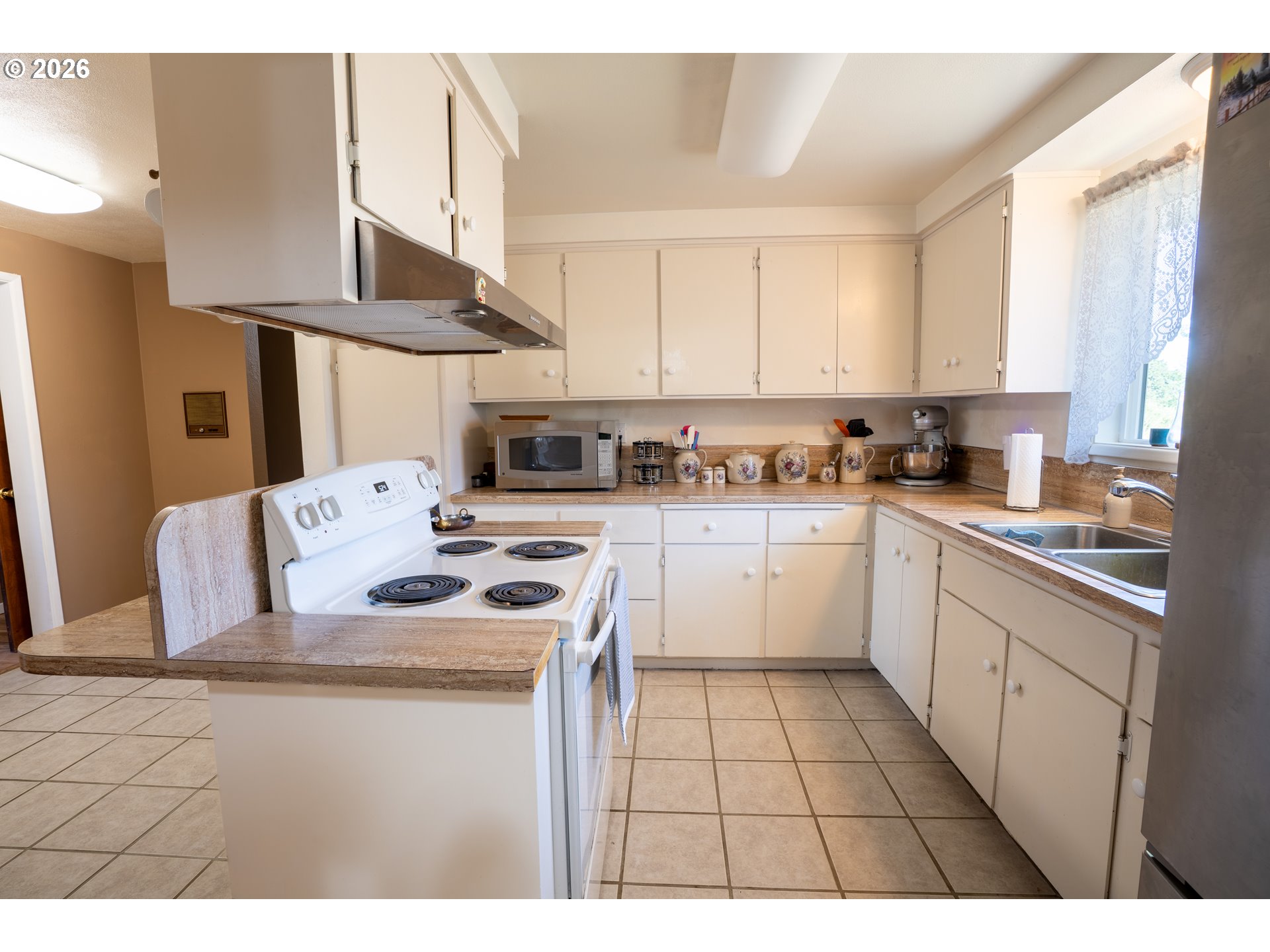 Property photo 11 of 48