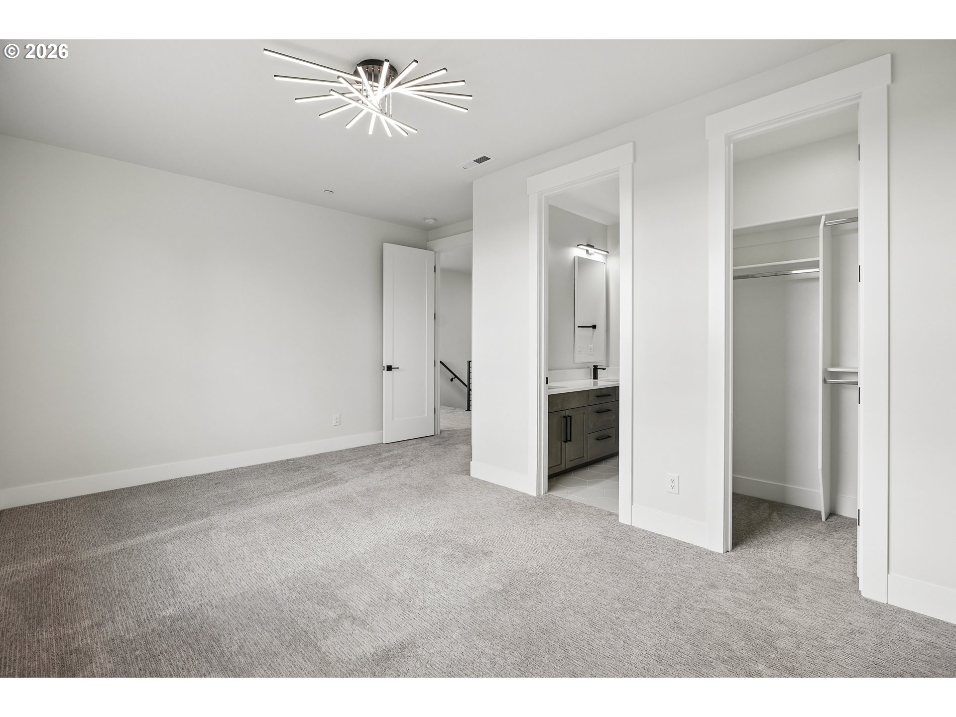 1757 N COLUMBIA RIDGE WAY, Washougal, WA, 98671