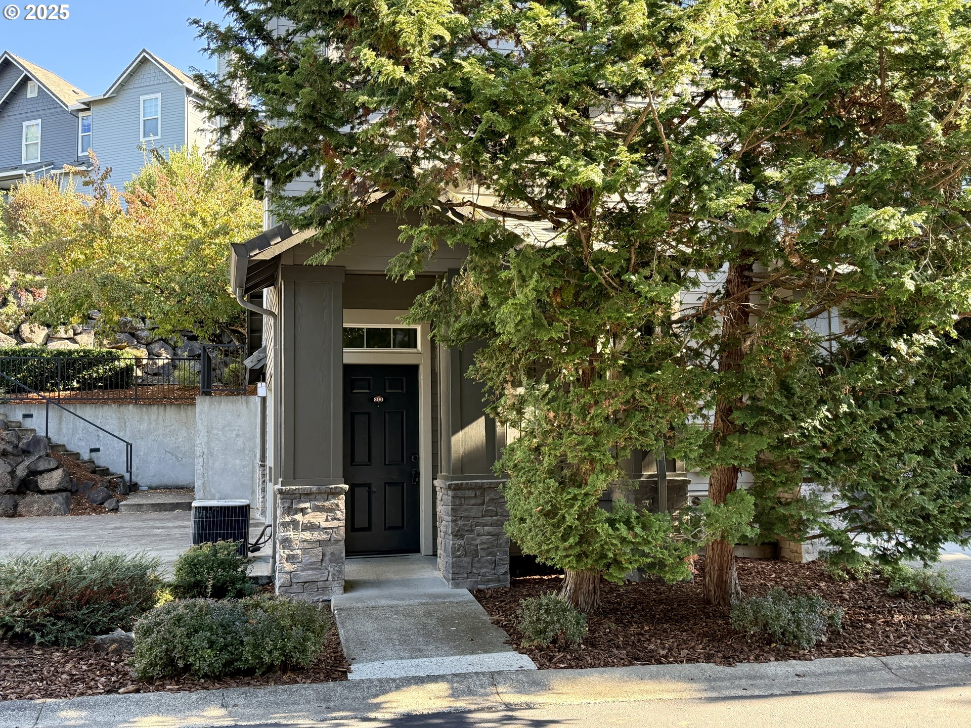 Photo #4: 517915979 Listing: Photo #4