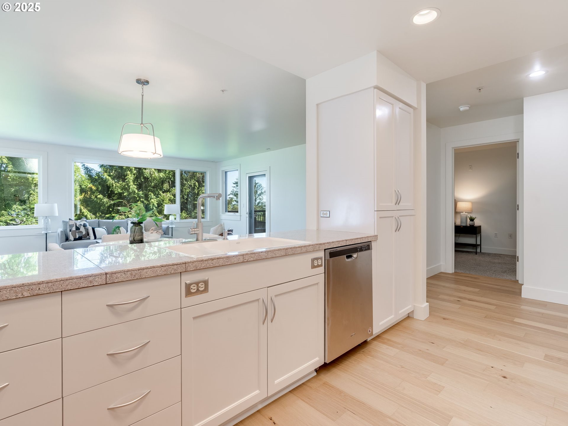 Photo #10: 518846702 Listing: Photo #10