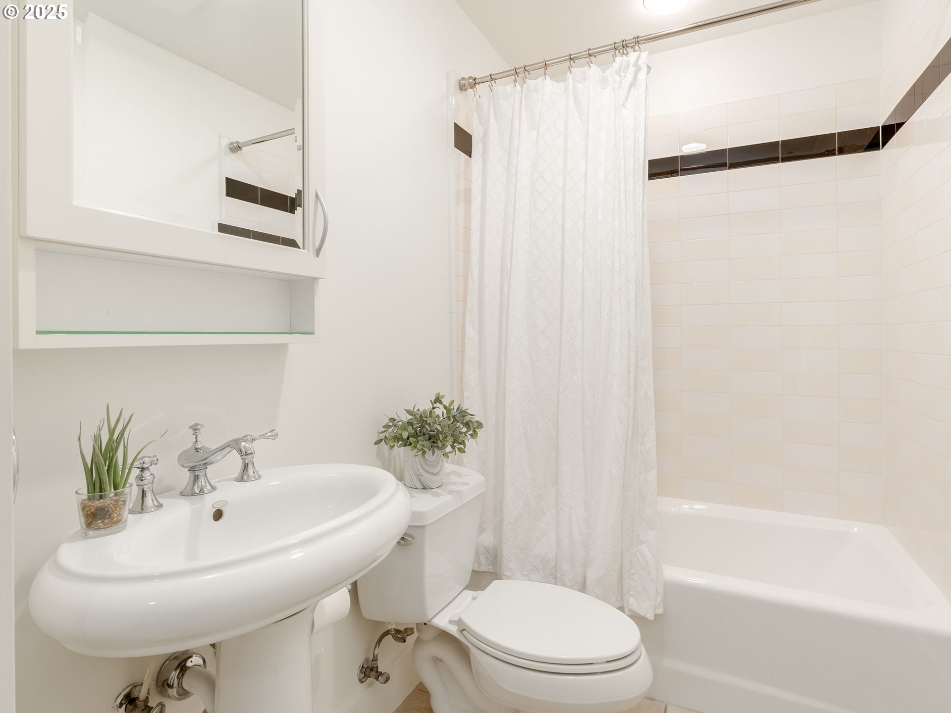 Photo #27: 518846702 Listing: Photo #27
