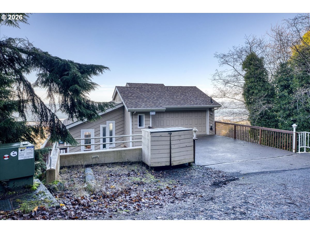 333 PACIFIC VIEW DR, Rockaway Beach, OR, 97136